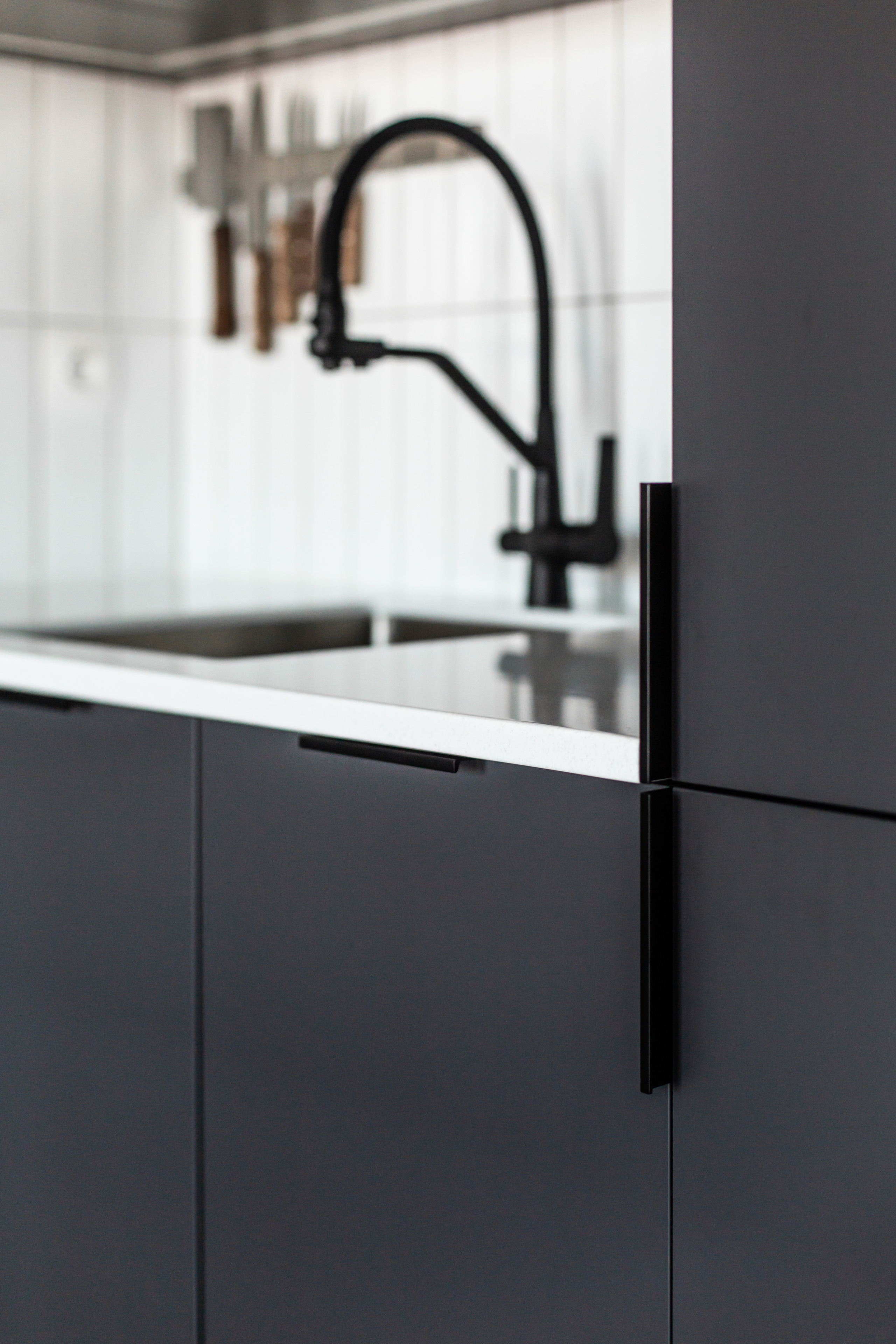 Кухня на заказ в Томске ЖК Алые Паруса| Мебель Кухни Шкафы заказать. ГУДРУМ — Мебель на заказ в Томске | Кухни | Шкафы | Стулья и Столы