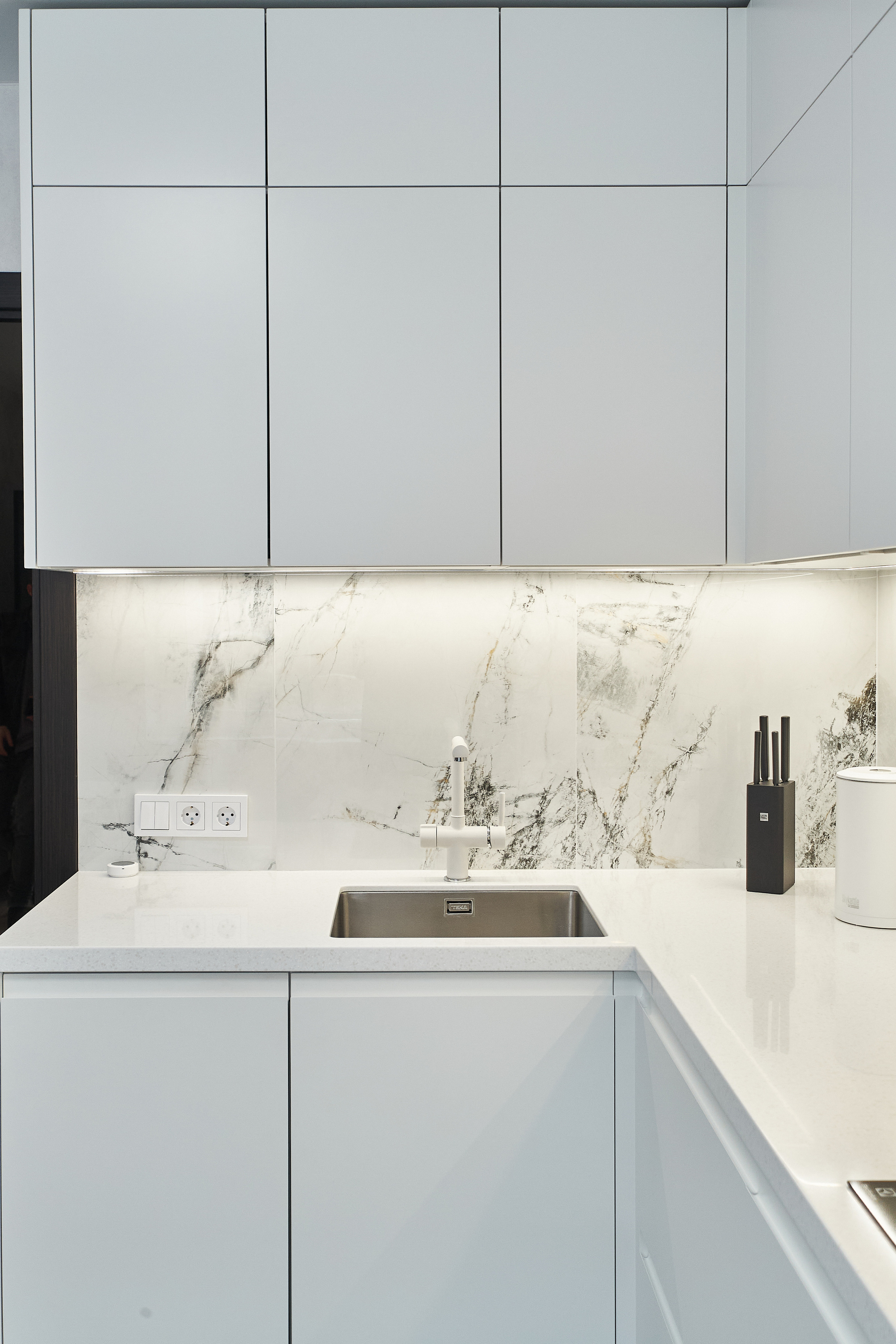 Кухня на заказ в Томске на ул.Лебедева Томск| Мебель Кухни Шкафы. ГУДРУМ — Мебель на заказ в Томске | Кухни | Шкафы | Стулья и Столы