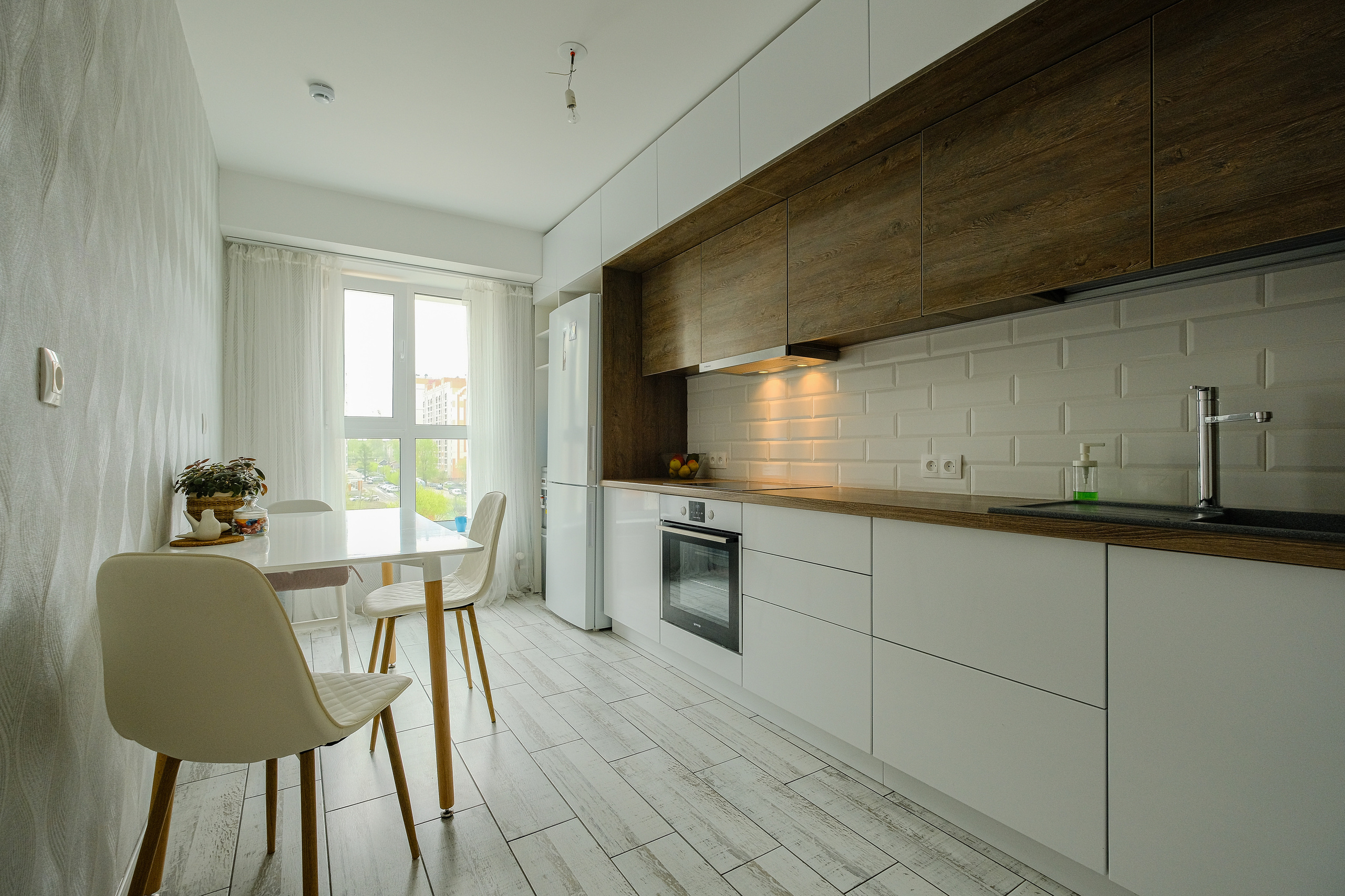 Кухня на заказ в Томске на пер. Овражный Томск| Мебель Кухни Шкафы. ГУДРУМ — Мебель на заказ в Томске | Кухни | Шкафы | Стулья и Столы