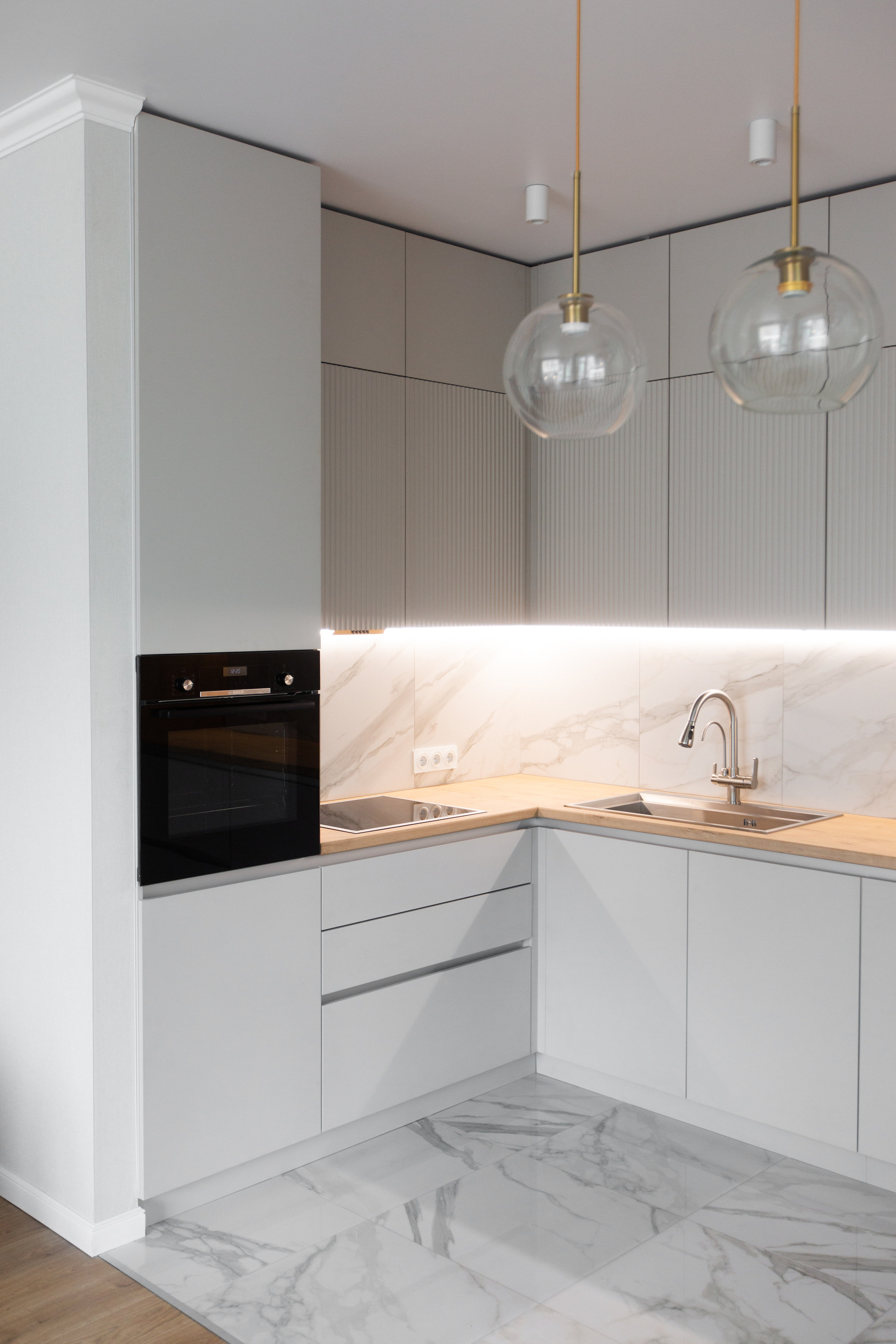 Кухня на заказ в Томске пер. Нечевский | Мебель Кухни Шкафы заказать. ГУДРУМ — Мебель на заказ в Томске | Кухни | Шкафы | Стулья и Столы