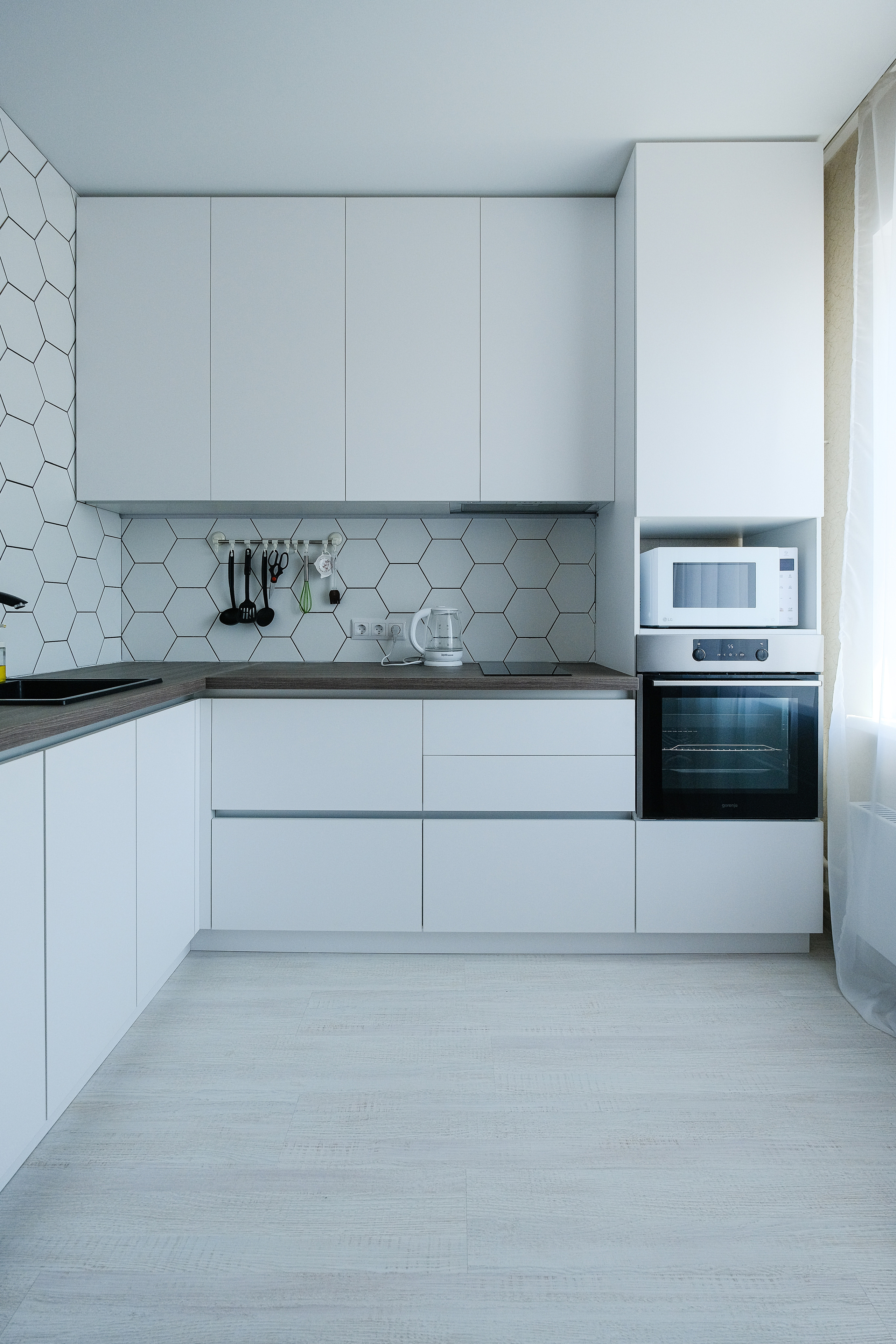 Кухня на заказ в Томске ЖК Северный Парк| Мебель Кухни Шкафы заказать. ГУДРУМ — Мебель на заказ в Томске | Кухни | Шкафы | Стулья и Столы