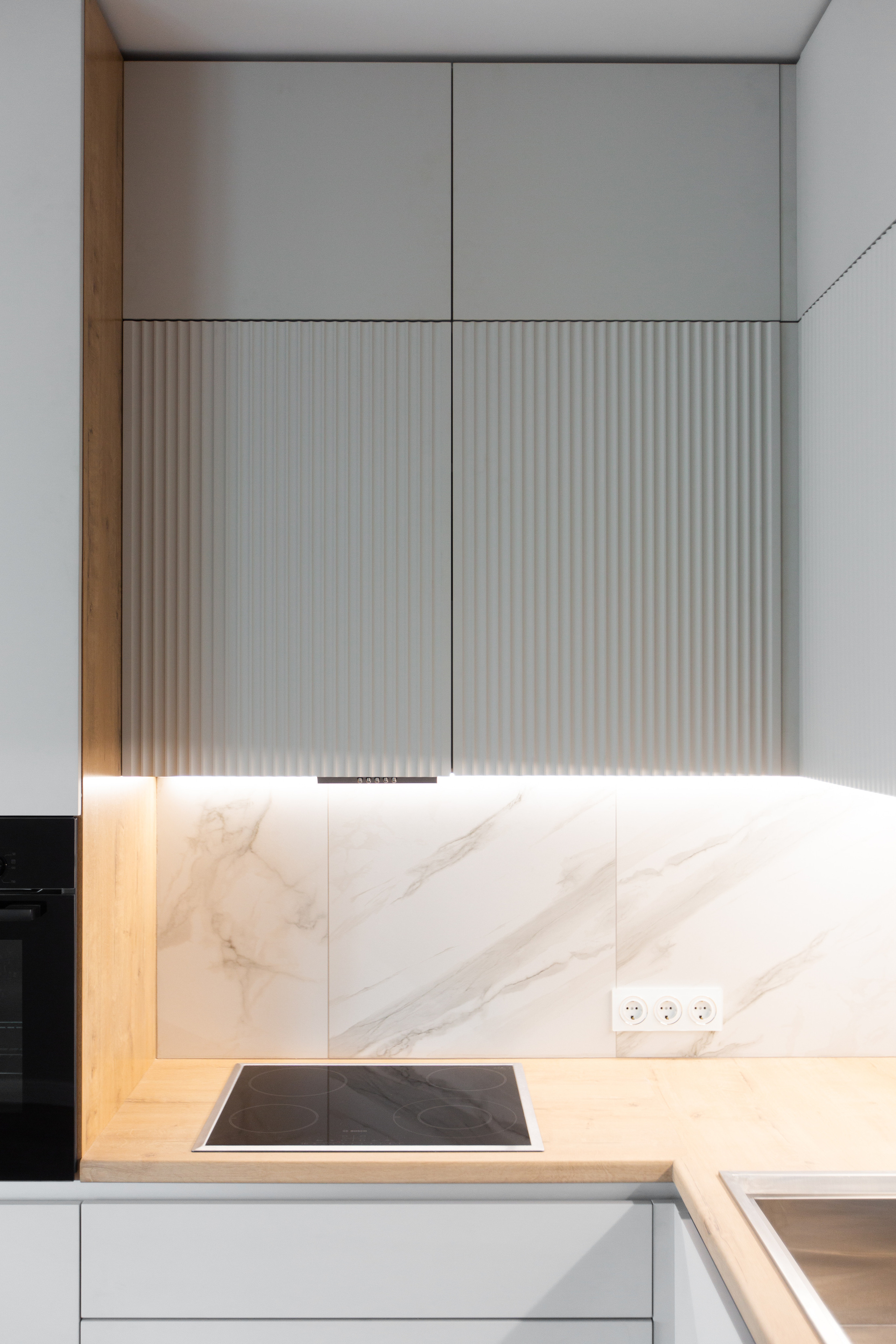 Кухня на заказ в Томске пер. Нечевский | Мебель Кухни Шкафы заказать. ГУДРУМ — Мебель на заказ в Томске | Кухни | Шкафы | Стулья и Столы