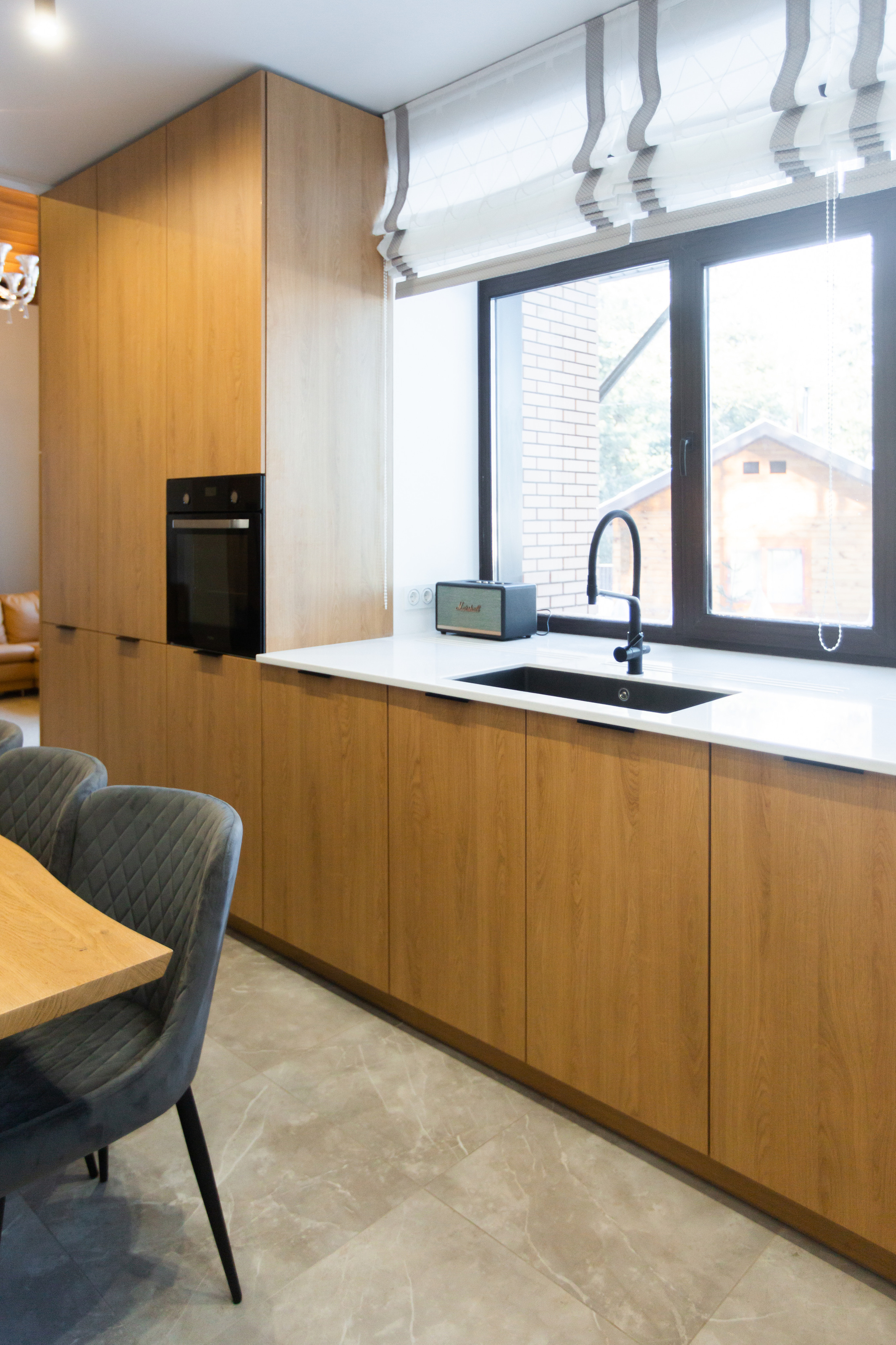 Кухня на заказ в Томске д. Некрасово | Мебель Кухни Шкафы заказать. ГУДРУМ — Мебель на заказ в Томске | Кухни | Шкафы | Стулья и Столы