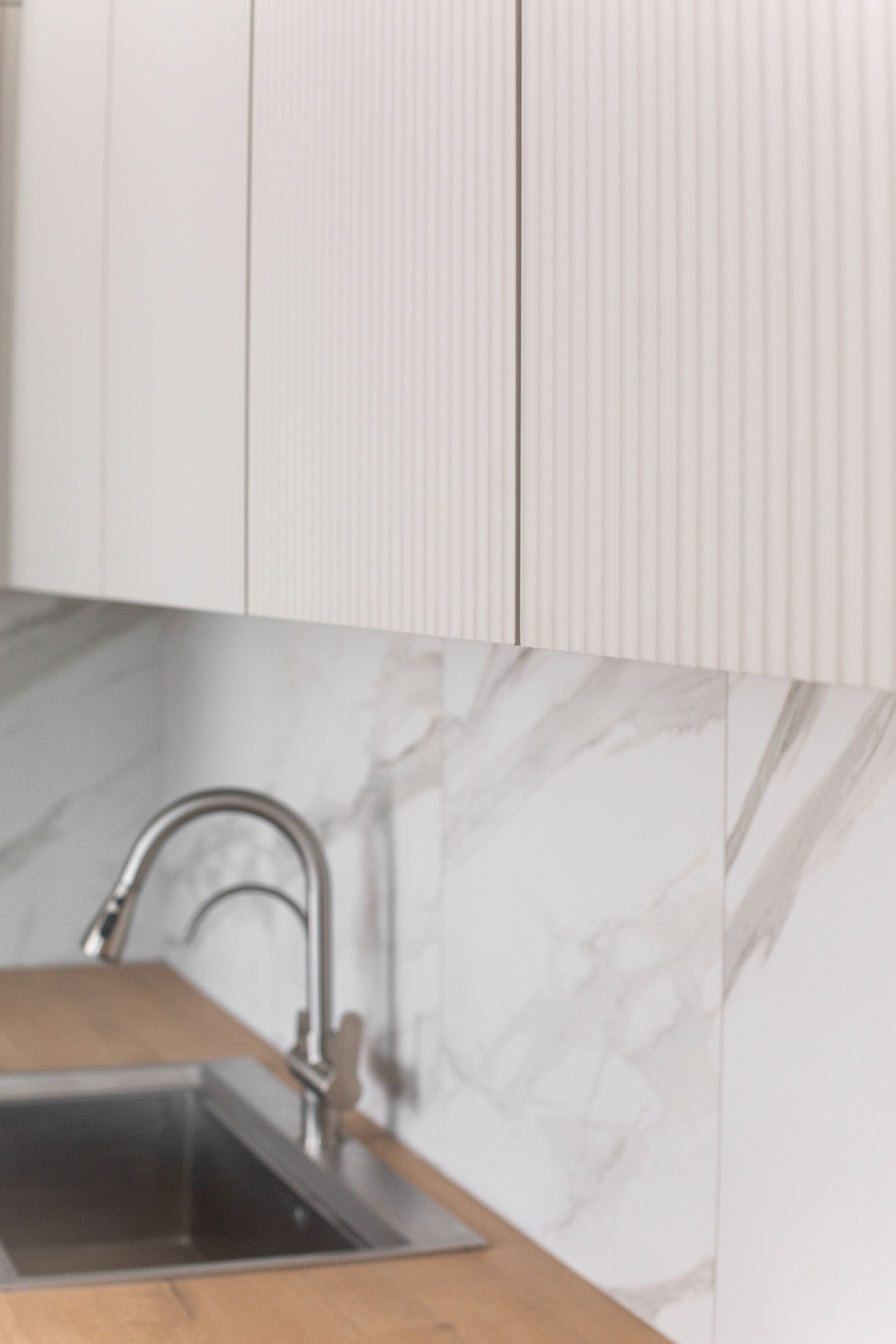 Кухня на заказ в Томске пер. Нечевский | Мебель Кухни Шкафы заказать. ГУДРУМ — Мебель на заказ в Томске | Кухни | Шкафы | Стулья и Столы