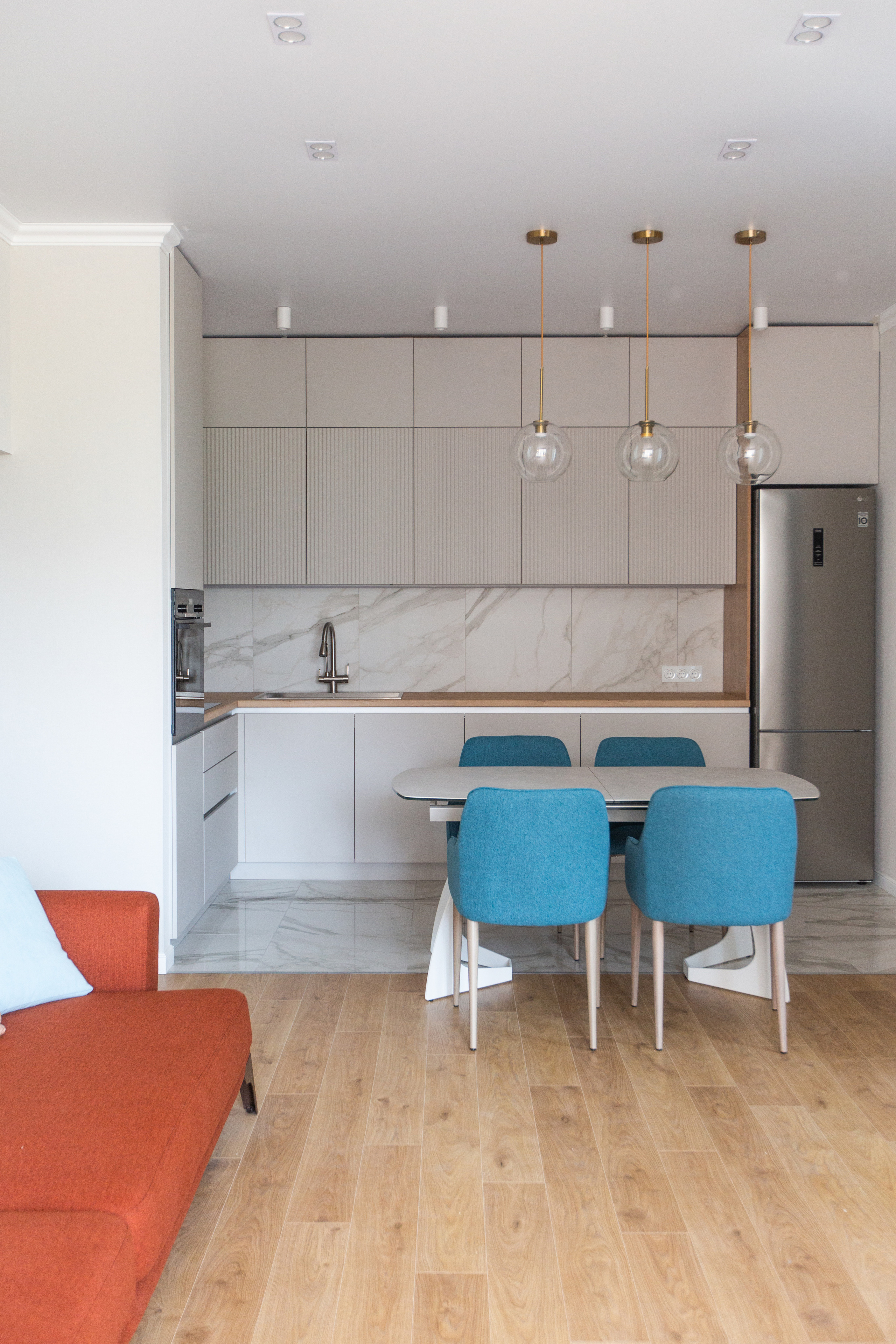 Кухня на заказ в Томске пер. Нечевский | Мебель Кухни Шкафы заказать. ГУДРУМ — Мебель на заказ в Томске | Кухни | Шкафы | Стулья и Столы