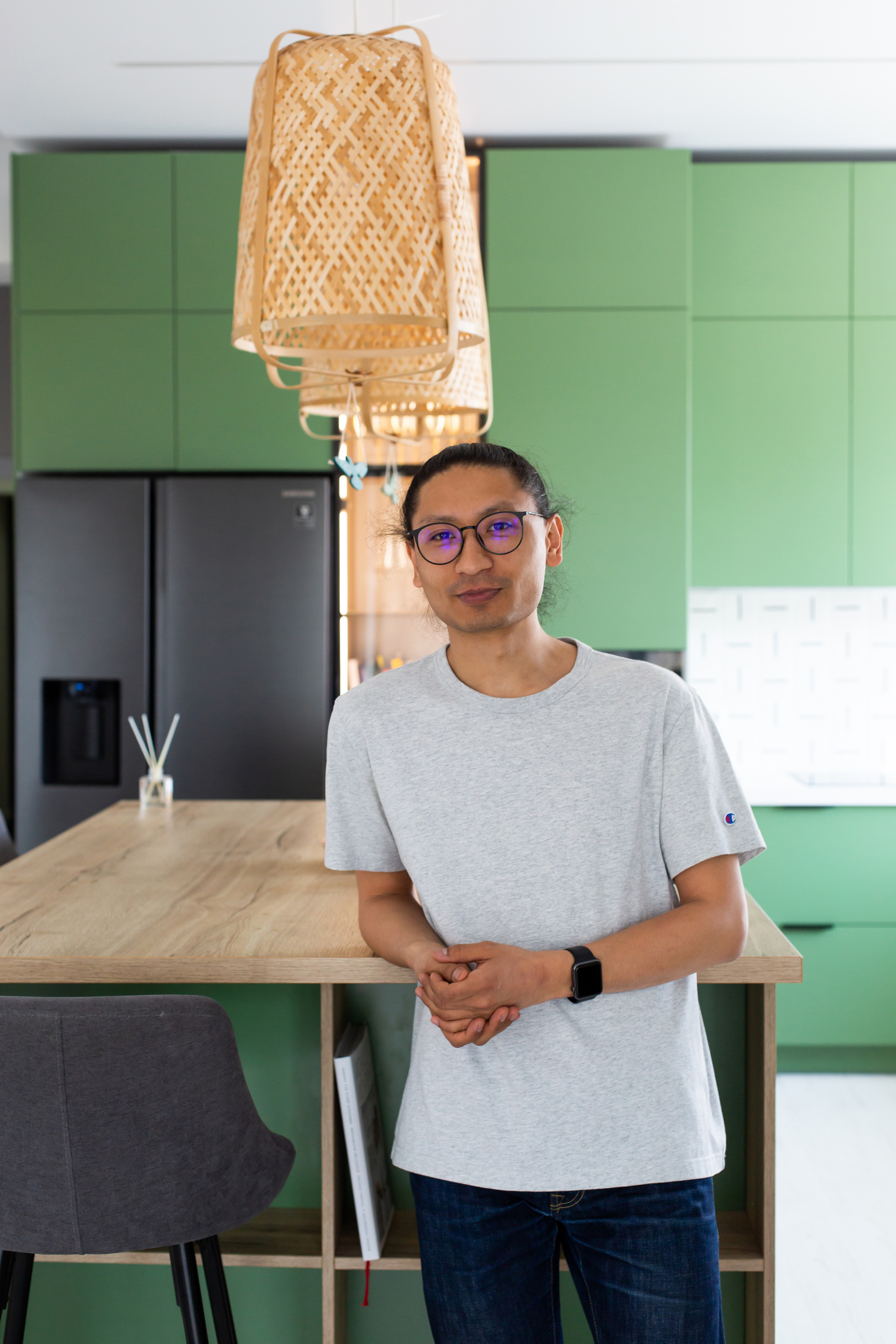 Кухня на заказ в Томске Холмы Village | Мебель Кухни Шкафы заказать. ГУДРУМ — Мебель на заказ в Томске | Кухни | Шкафы | Стулья и Столы