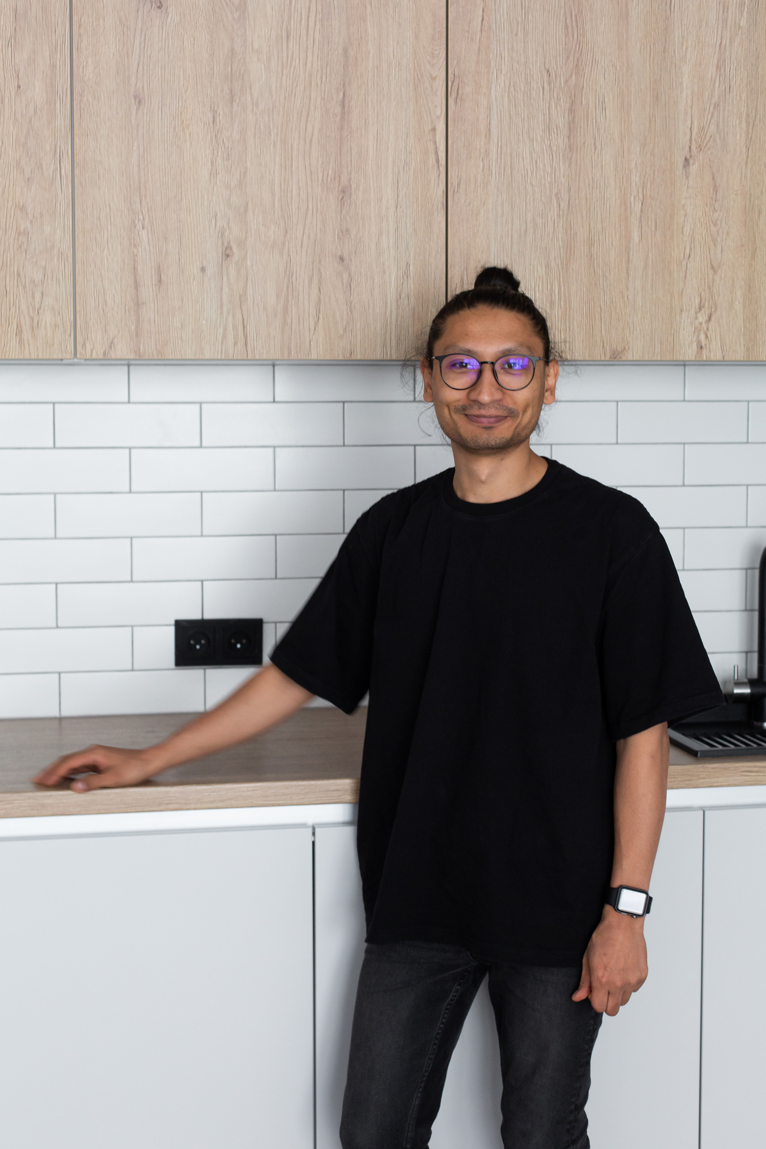 Кухня на заказ в Томске Комсомольский 48 | Мебель Кухни Шкафы заказать. ГУДРУМ — Мебель на заказ в Томске | Кухни | Шкафы | Стулья и Столы