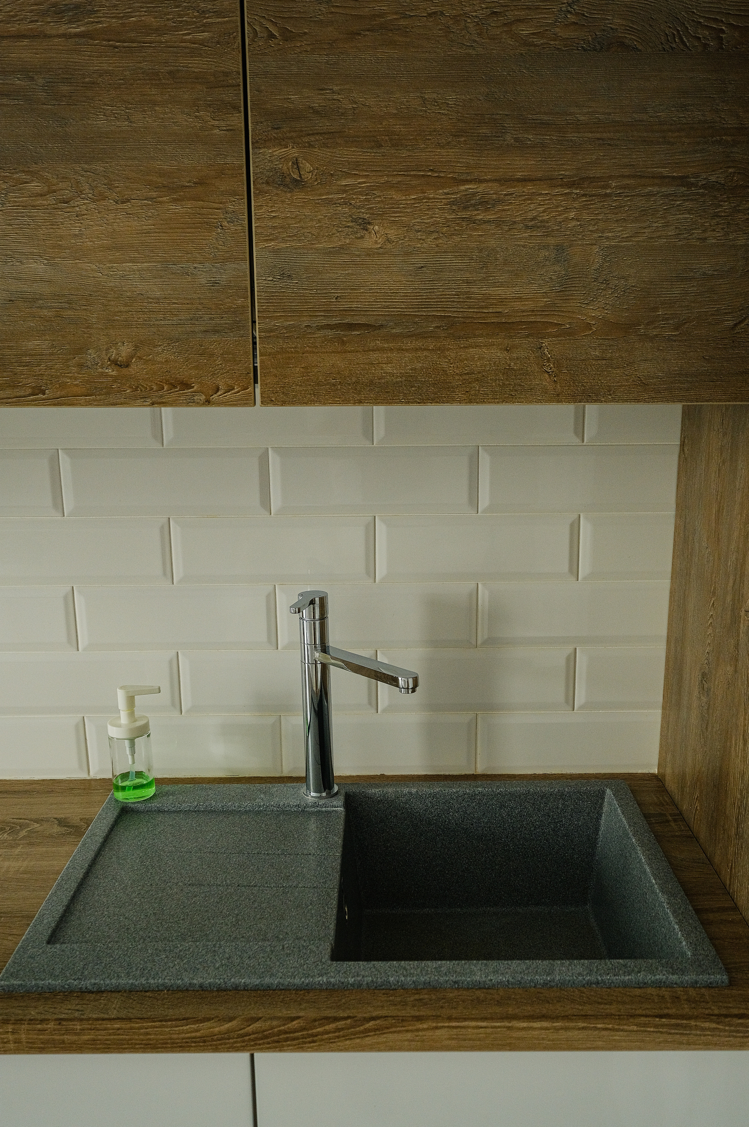 Кухня на заказ в Томске на пер. Овражный Томск| Мебель Кухни Шкафы. ГУДРУМ — Мебель на заказ в Томске | Кухни | Шкафы | Стулья и Столы