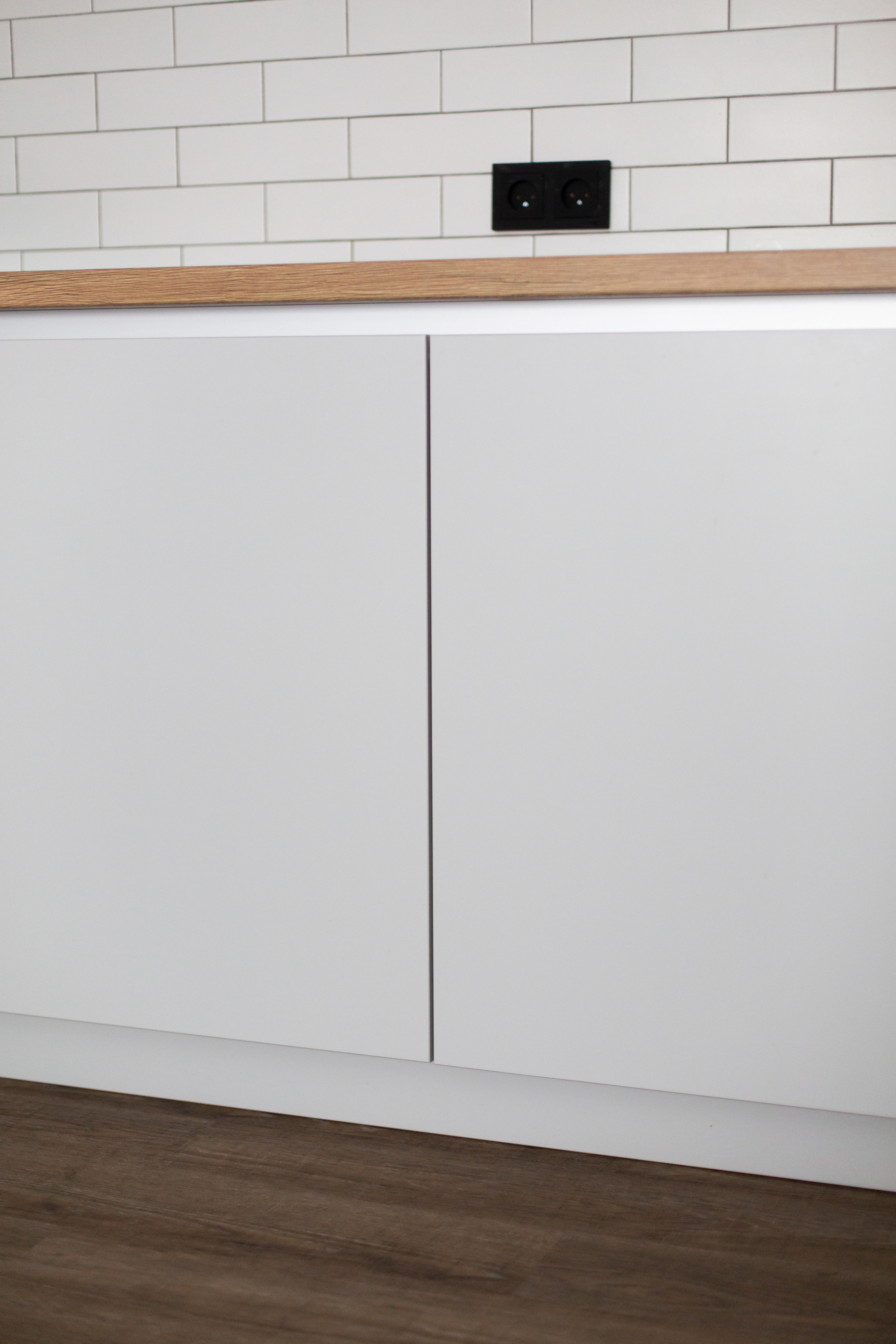 Кухня на заказ в Томске Комсомольский 48 | Мебель Кухни Шкафы заказать. ГУДРУМ — Мебель на заказ в Томске | Кухни | Шкафы | Стулья и Столы