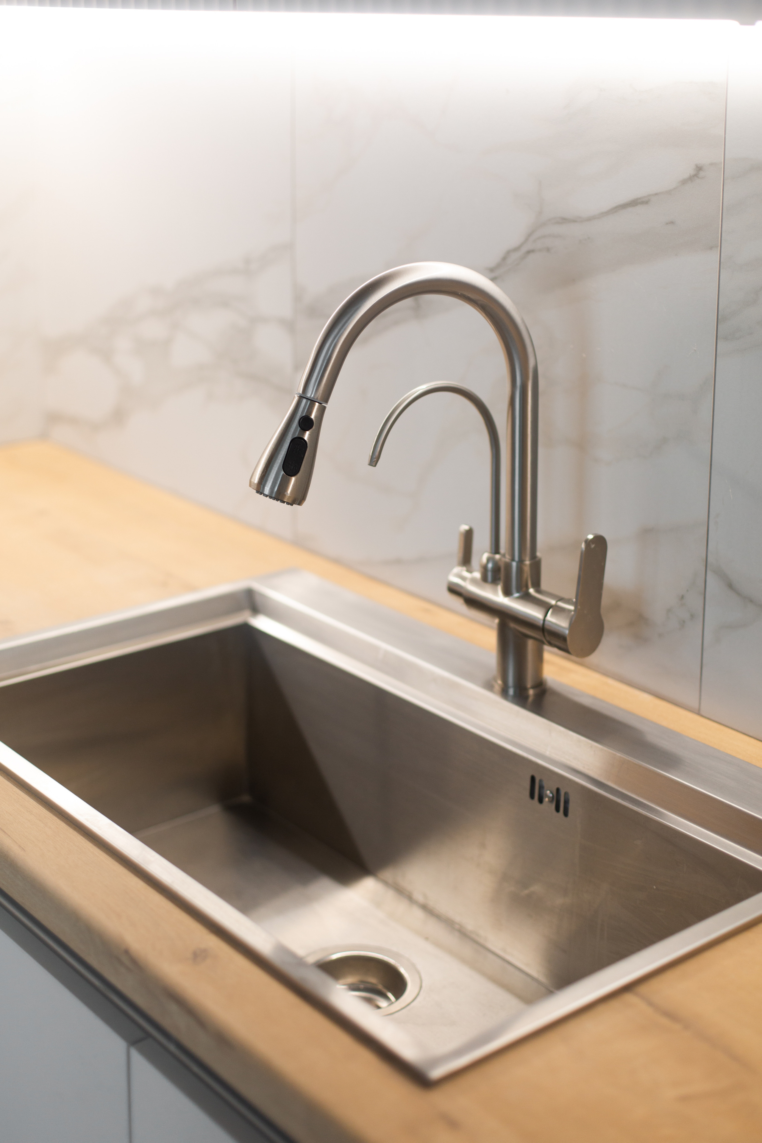 Кухня на заказ в Томске пер. Нечевский | Мебель Кухни Шкафы заказать. ГУДРУМ — Мебель на заказ в Томске | Кухни | Шкафы | Стулья и Столы