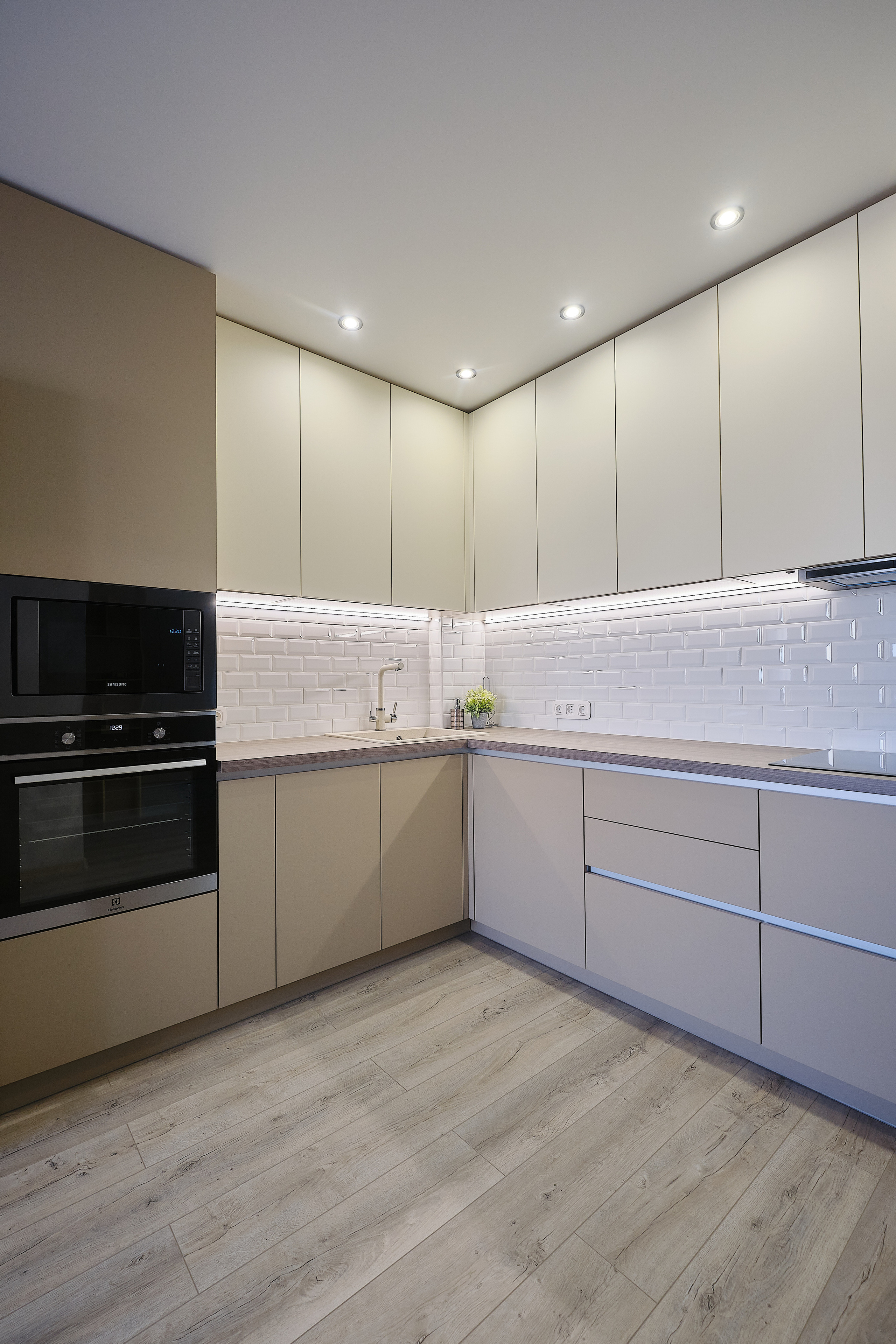 Кухня на заказ в Томске на ул.Береговая Томск| Мебель Кухни Шкафы. ГУДРУМ — Мебель на заказ в Томске | Кухни | Шкафы | Стулья и Столы