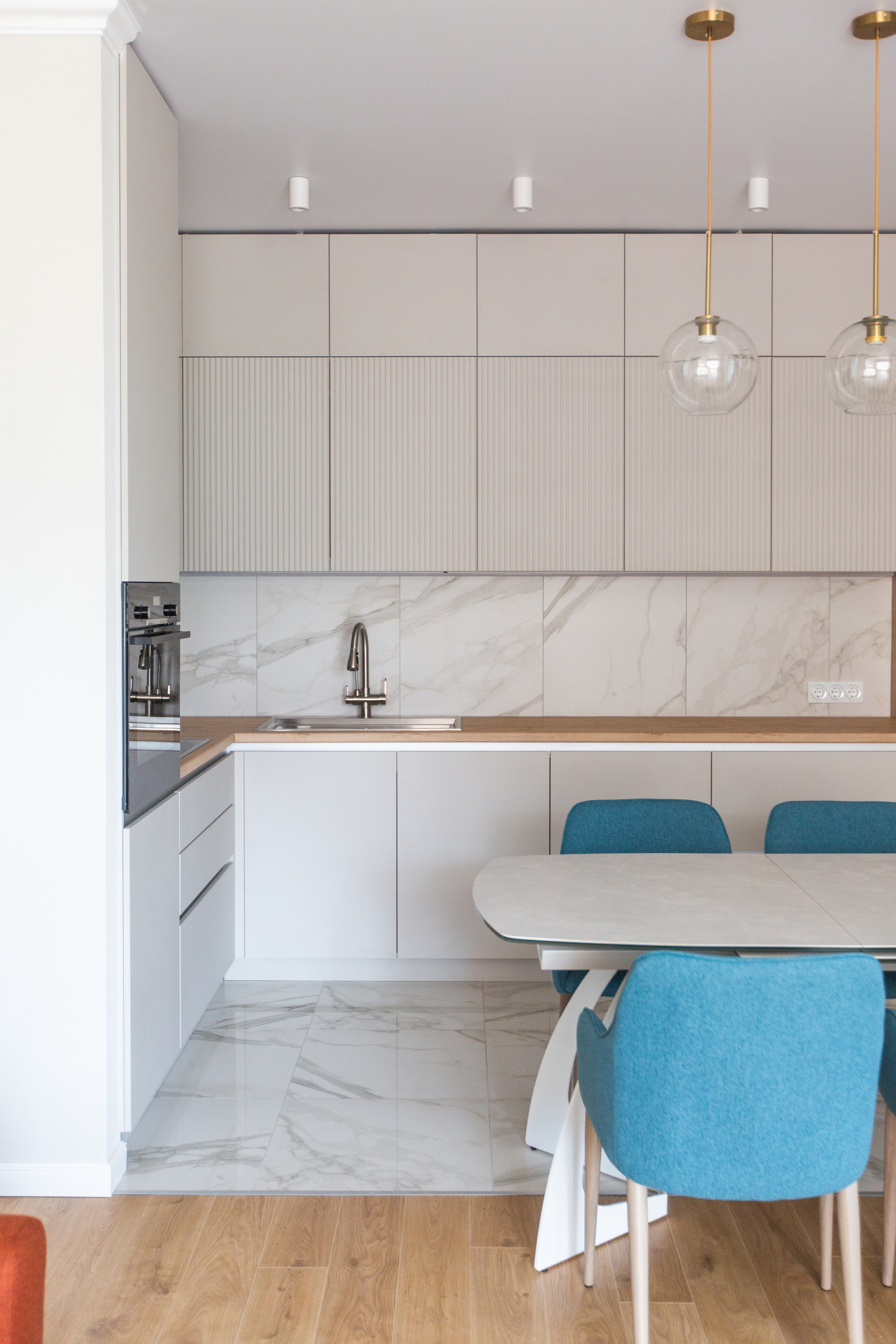 Кухня на заказ в Томске пер. Нечевский | Мебель Кухни Шкафы заказать. ГУДРУМ — Мебель на заказ в Томске | Кухни | Шкафы | Стулья и Столы