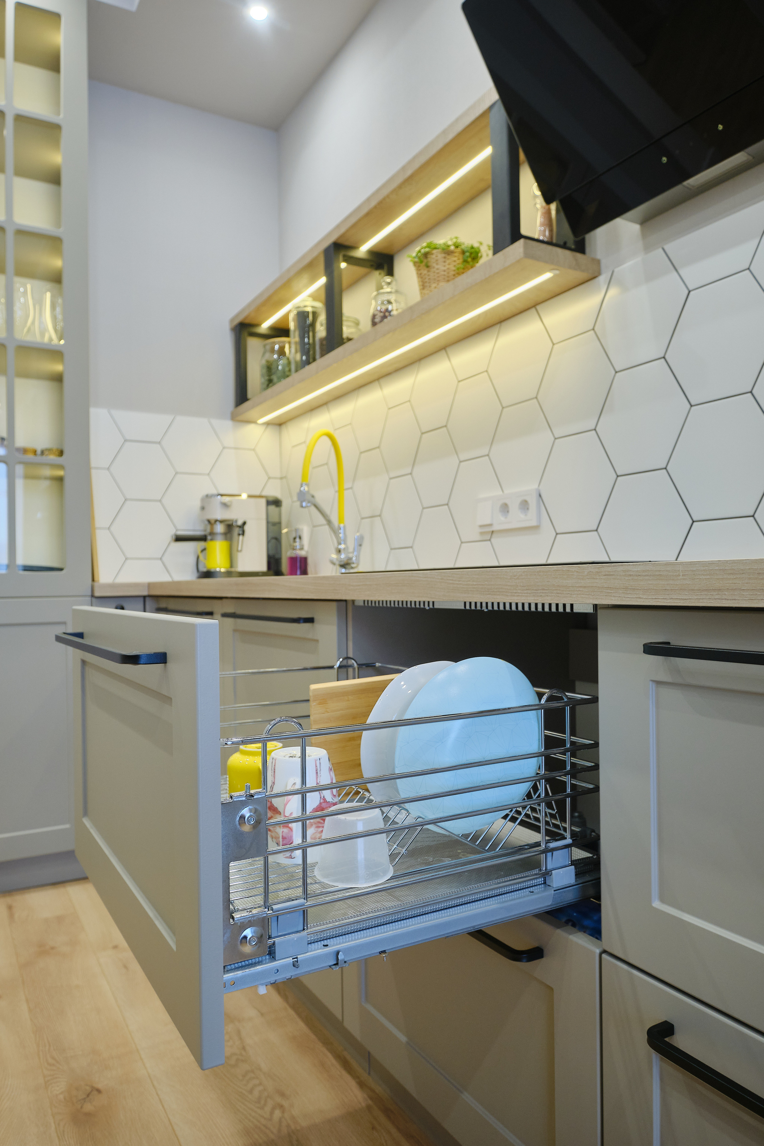 Кухня на заказ в г. Томск Северный Парк| Мебель Кухни Шкафы заказать. ГУДРУМ — Мебель на заказ в Томске | Кухни | Шкафы | Стулья и Столы