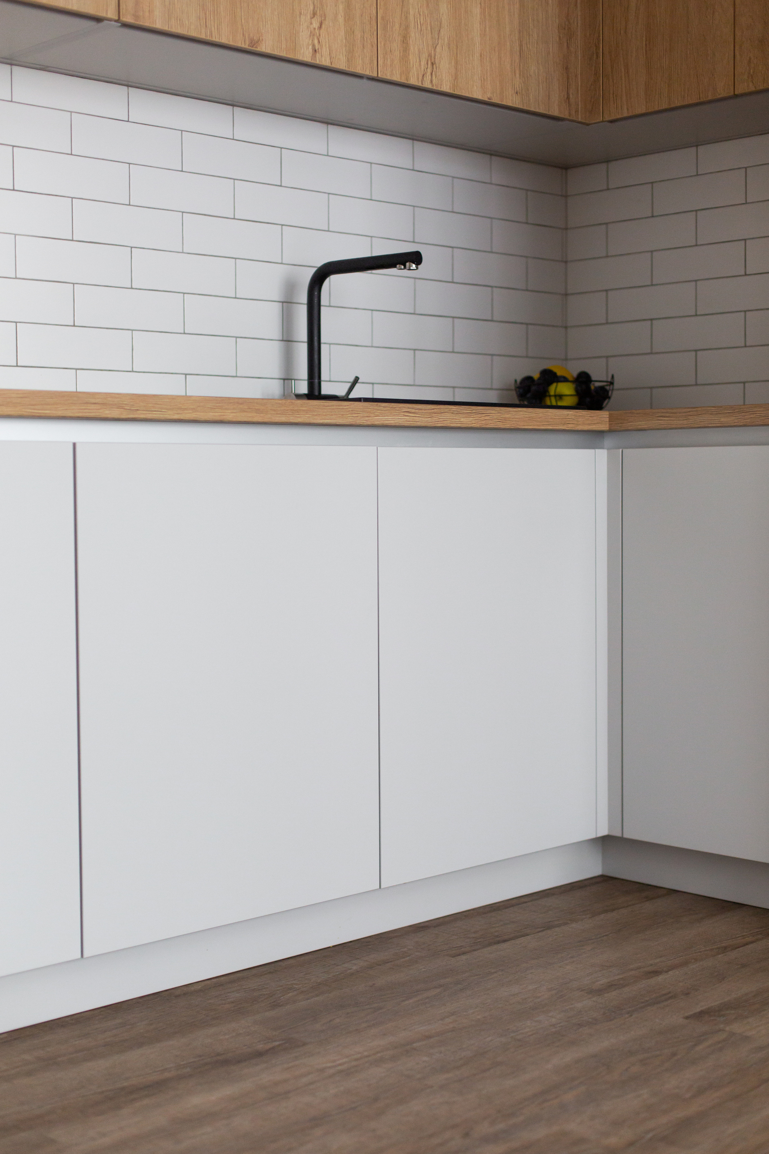 Кухня на заказ в Томске Комсомольский 48 | Мебель Кухни Шкафы заказать. ГУДРУМ — Мебель на заказ в Томске | Кухни | Шкафы | Стулья и Столы