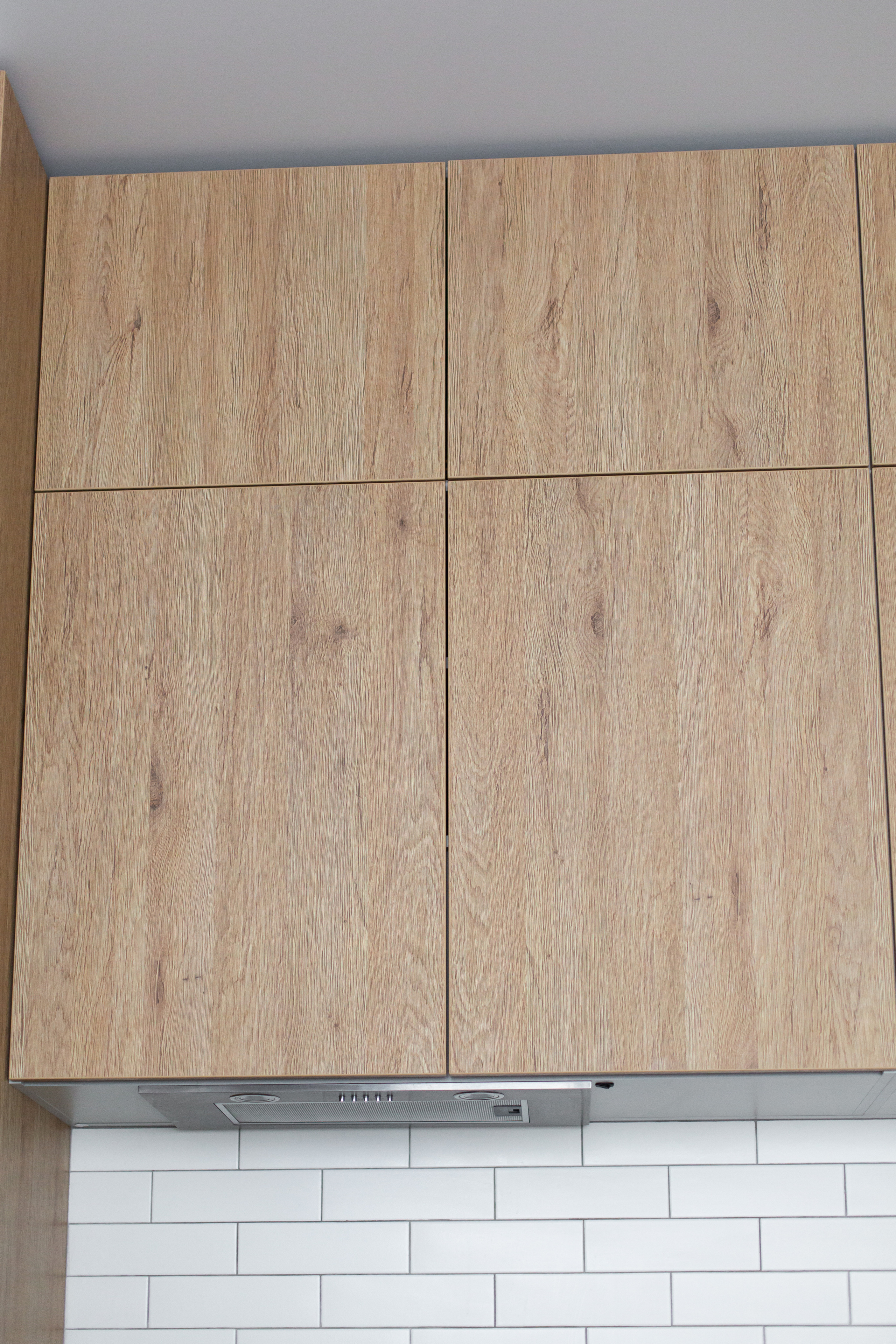 Кухня на заказ в Томске Комсомольский 48 | Мебель Кухни Шкафы заказать. ГУДРУМ — Мебель на заказ в Томске | Кухни | Шкафы | Стулья и Столы