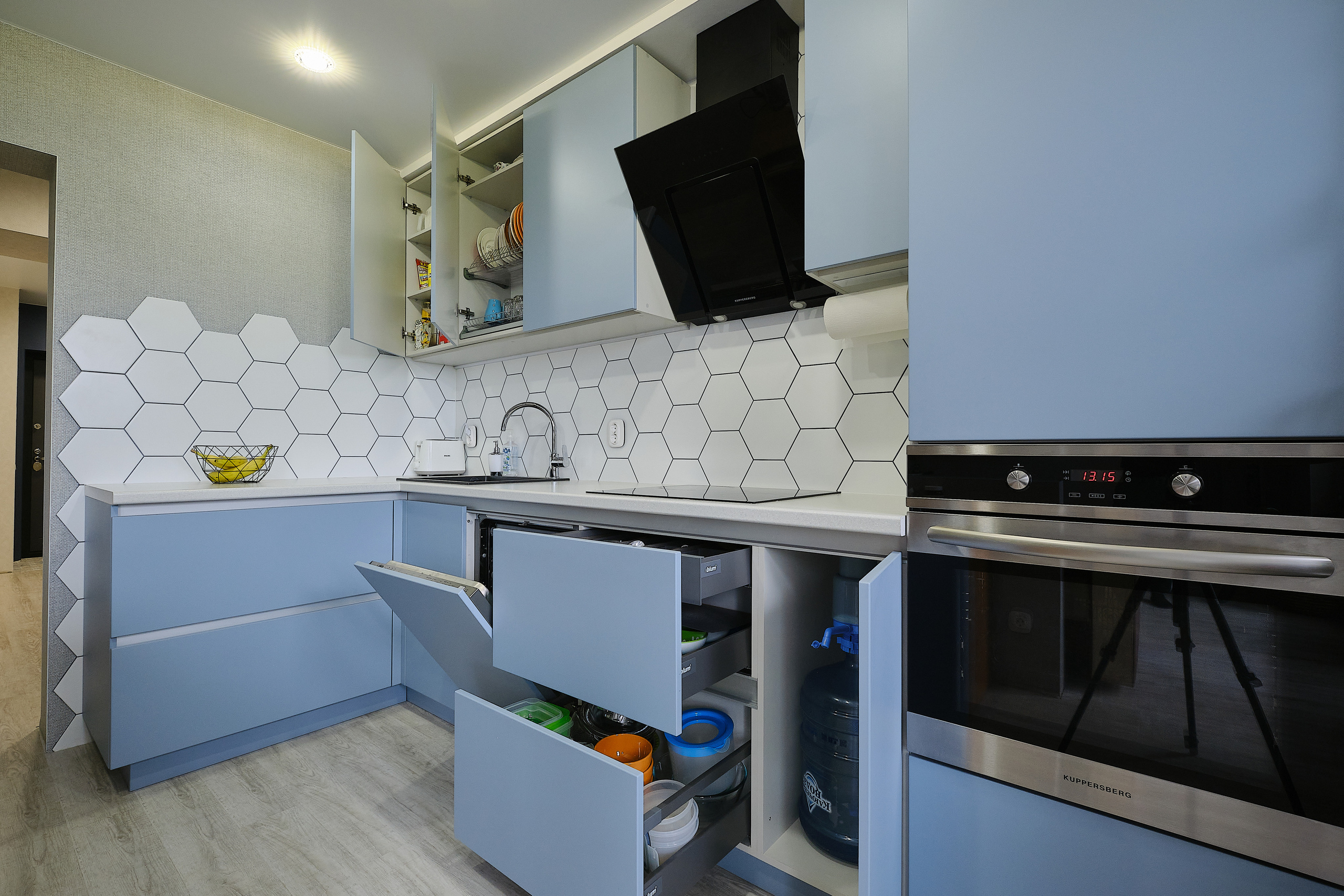 Кухня на заказ в Томске Овражный | Мебель Кухни Шкафы заказать. ГУДРУМ — Мебель на заказ в Томске | Кухни | Шкафы | Стулья и Столы