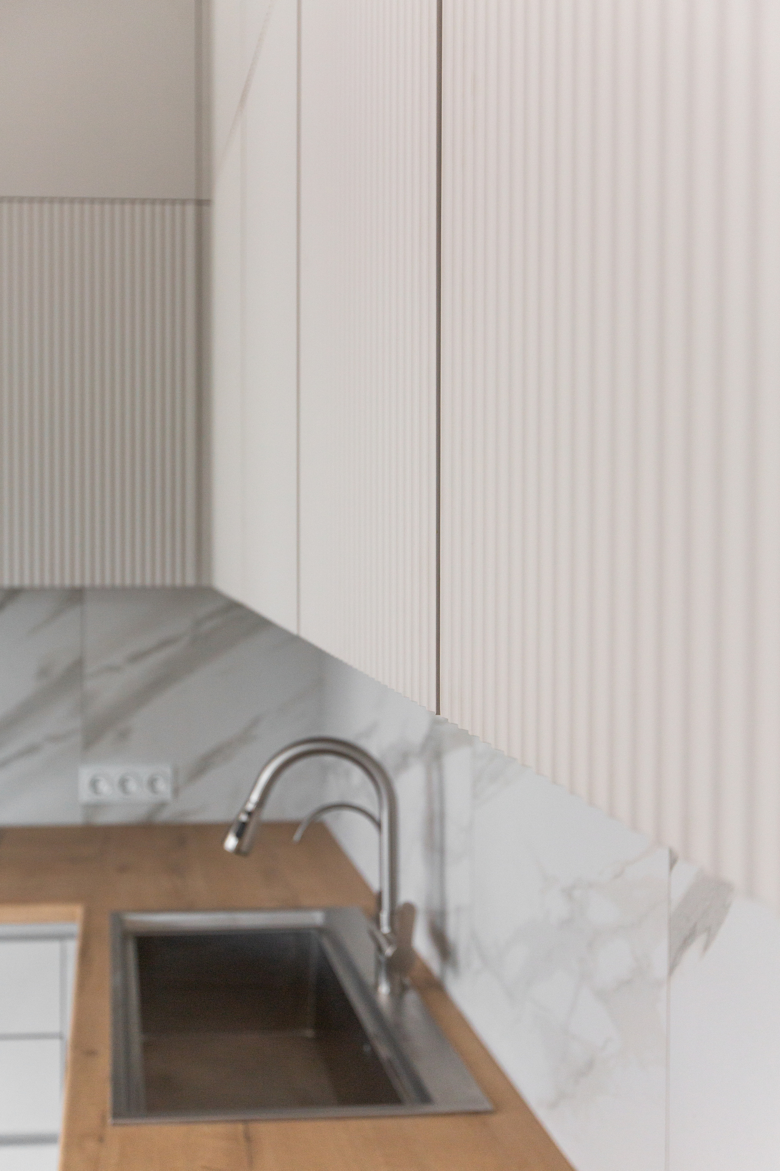 Кухня на заказ в Томске пер. Нечевский | Мебель Кухни Шкафы заказать. ГУДРУМ — Мебель на заказ в Томске | Кухни | Шкафы | Стулья и Столы