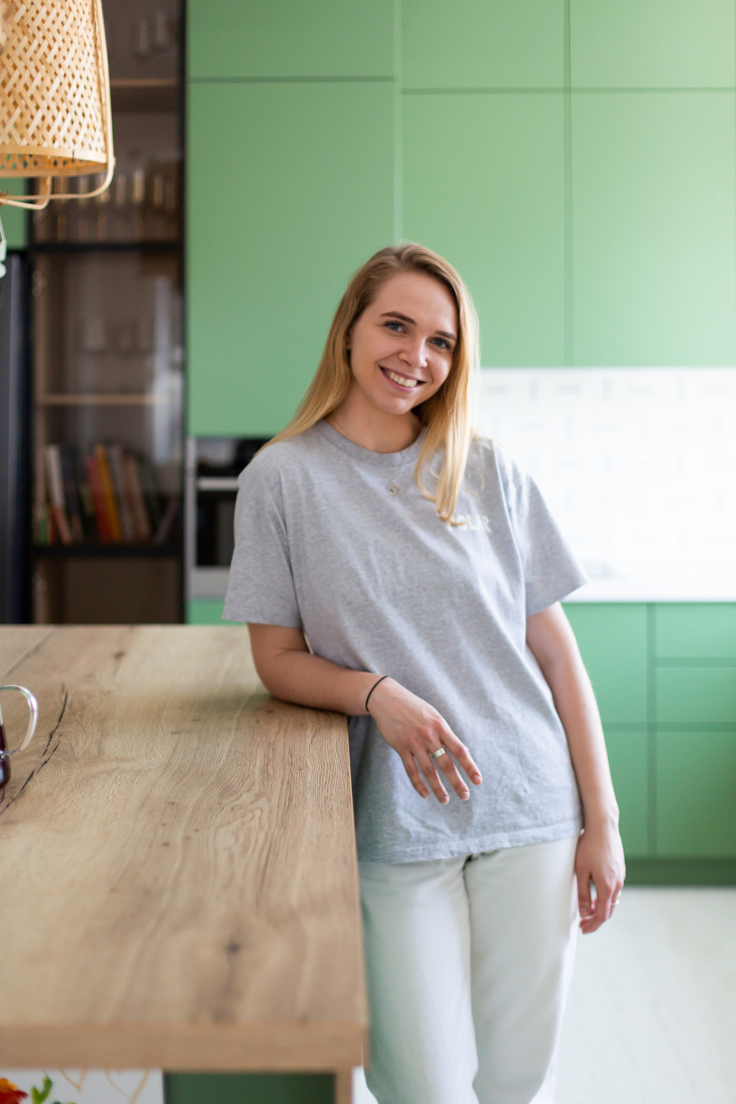 Кухня на заказ в Томске Холмы Village | Мебель Кухни Шкафы заказать. ГУДРУМ — Мебель на заказ в Томске | Кухни | Шкафы | Стулья и Столы