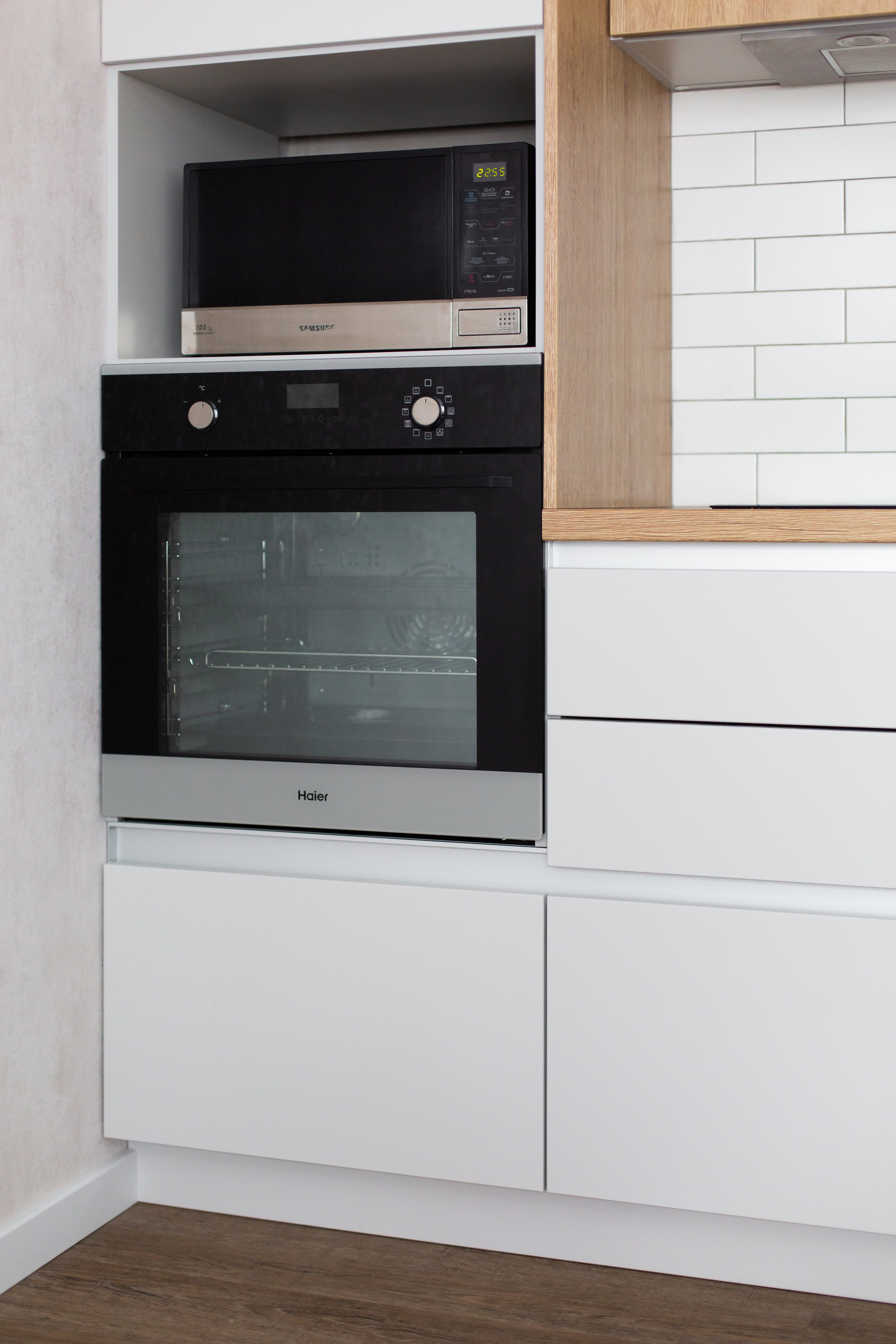 Кухня на заказ в Томске Комсомольский 48 | Мебель Кухни Шкафы заказать. ГУДРУМ — Мебель на заказ в Томске | Кухни | Шкафы | Стулья и Столы