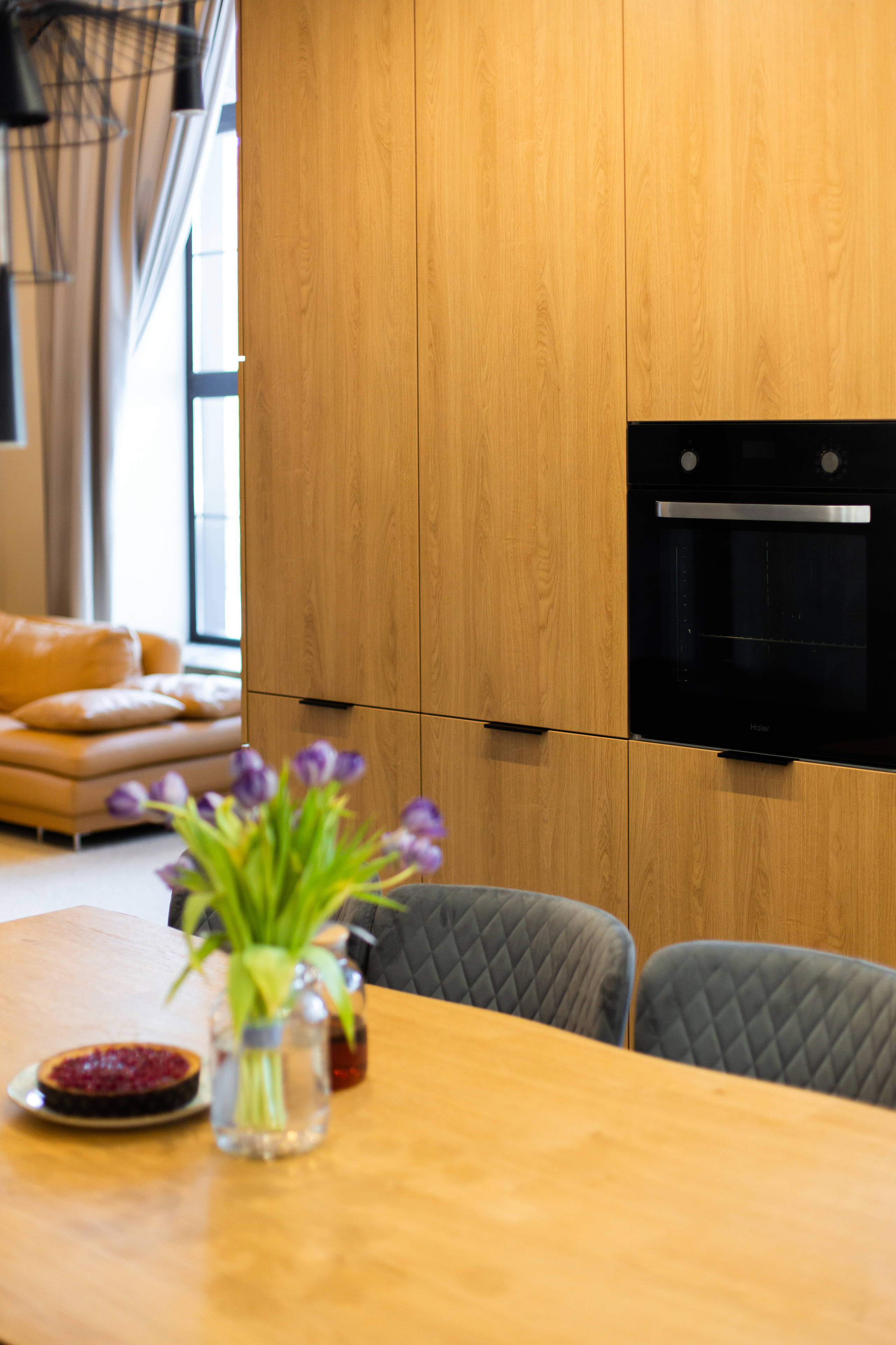 Кухня на заказ в Томске д. Некрасово | Мебель Кухни Шкафы заказать. ГУДРУМ — Мебель на заказ в Томске | Кухни | Шкафы | Стулья и Столы