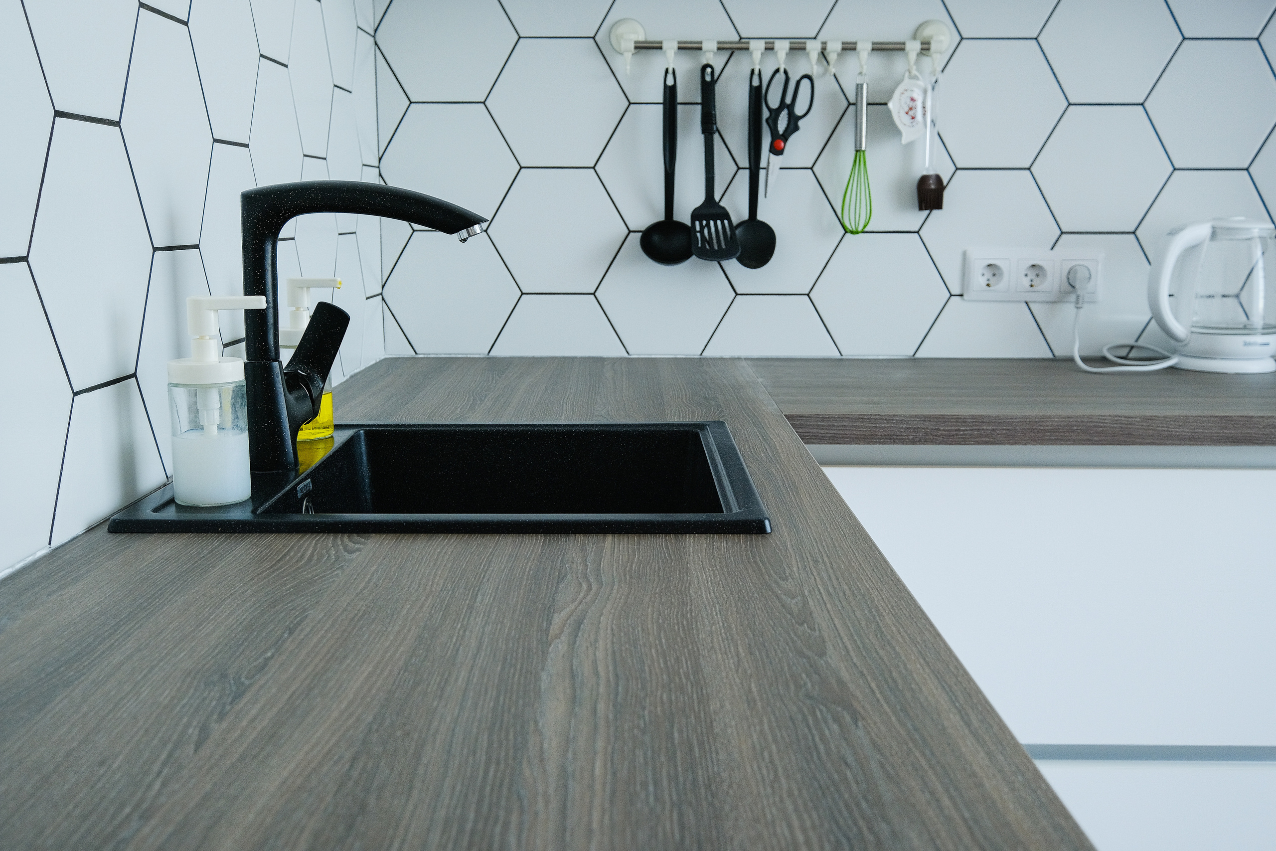 Кухня на заказ в Томске ЖК Северный Парк| Мебель Кухни Шкафы заказать. ГУДРУМ — Мебель на заказ в Томске | Кухни | Шкафы | Стулья и Столы