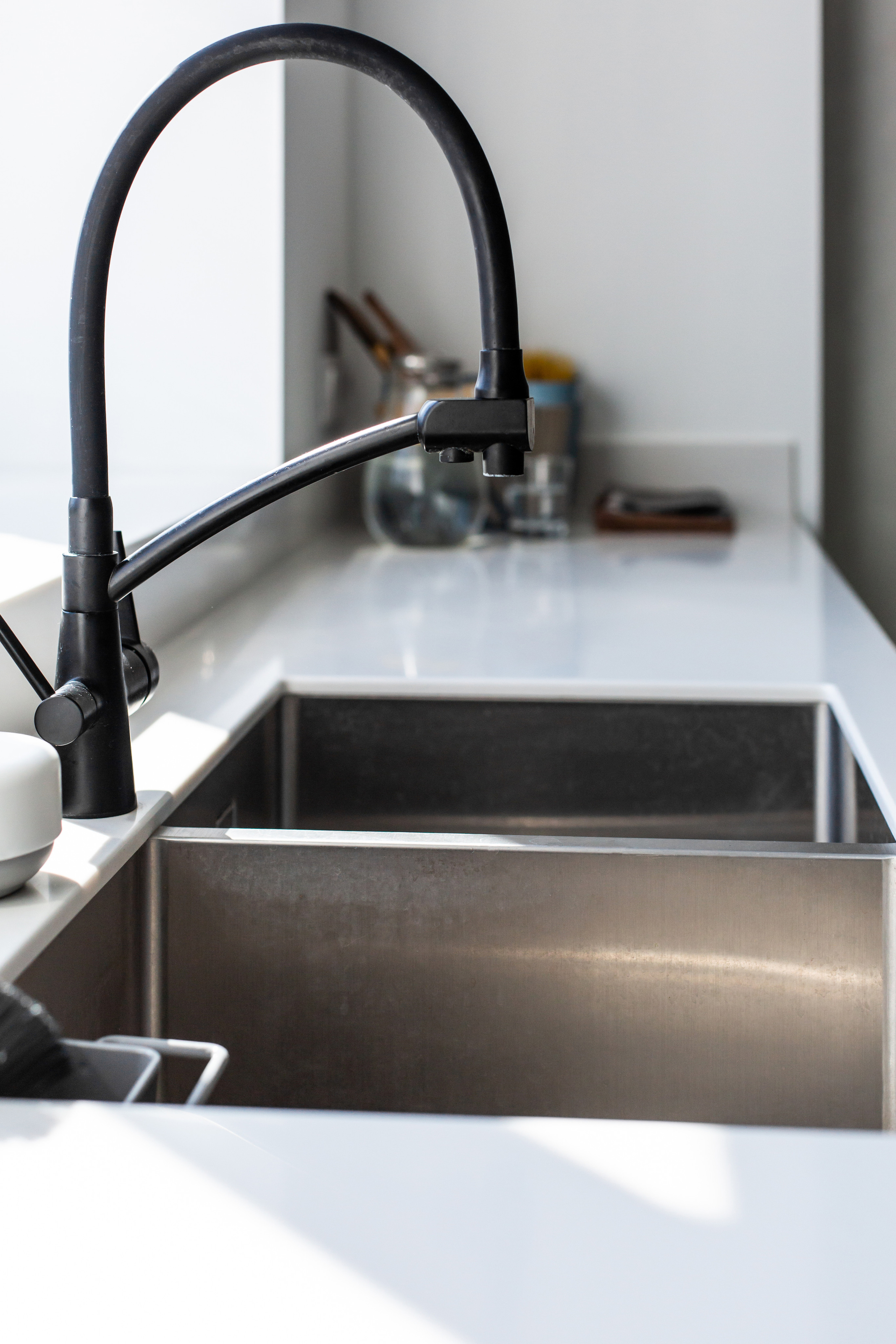 Кухня на заказ в Томске Холмы Village | Мебель Кухни Шкафы заказать. ГУДРУМ — Мебель на заказ в Томске | Кухни | Шкафы | Стулья и Столы