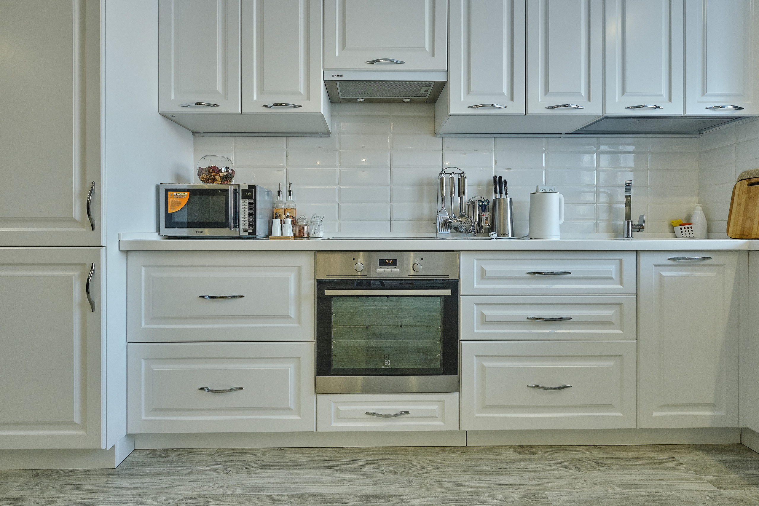 Кухня на заказ в Томске Северный Парк | Мебель Кухни Шкафы заказать. ГУДРУМ — Мебель на заказ в Томске | Кухни | Шкафы | Стулья и Столы