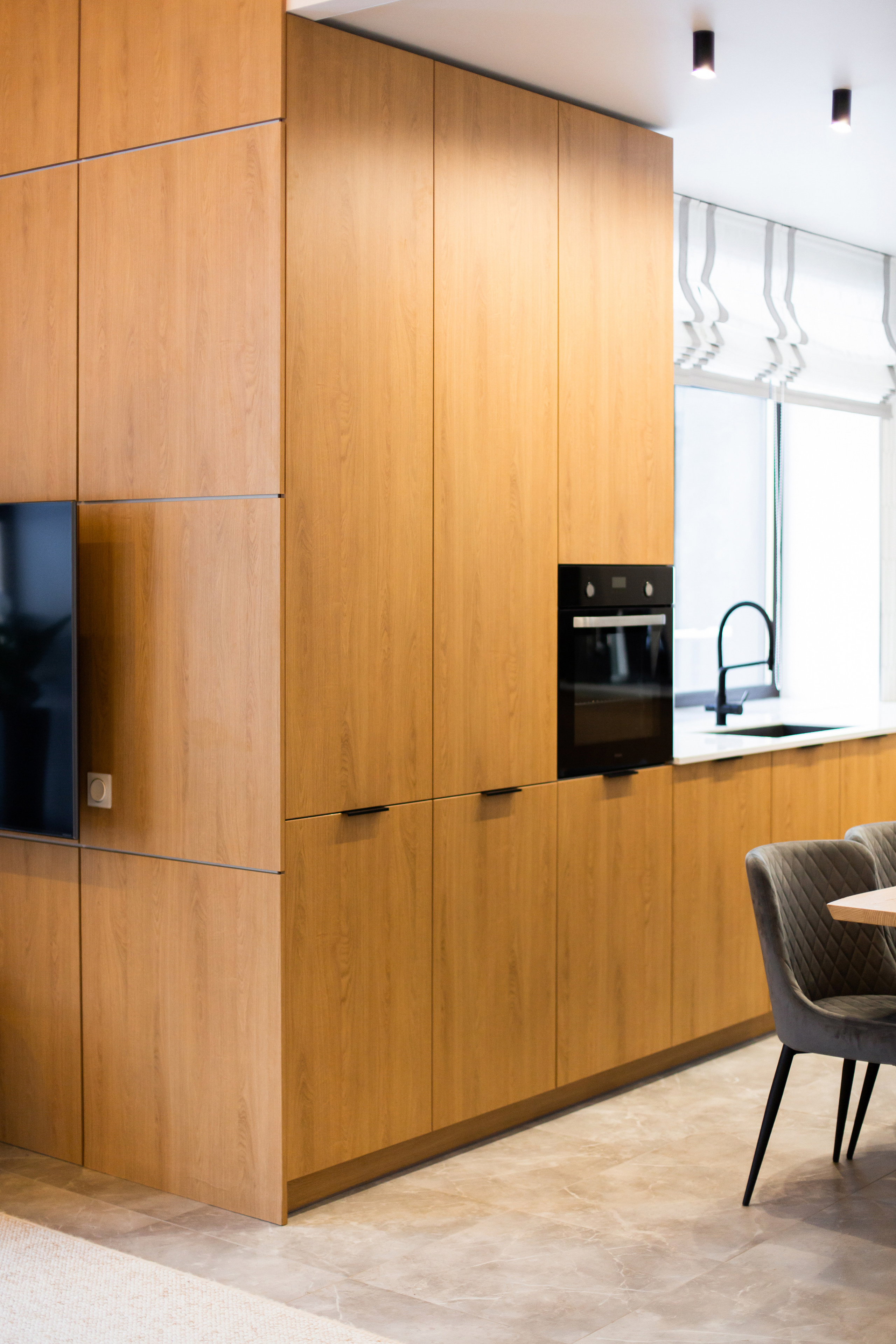 Кухня на заказ в Томске д. Некрасово | Мебель Кухни Шкафы заказать. ГУДРУМ — Мебель на заказ в Томске | Кухни | Шкафы | Стулья и Столы