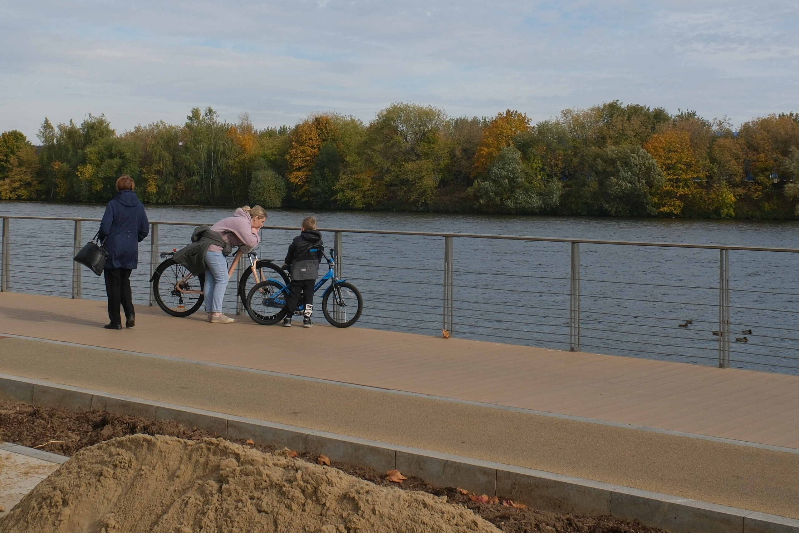 Коломенское 04.10.2025. Улица, люди, жизнь…