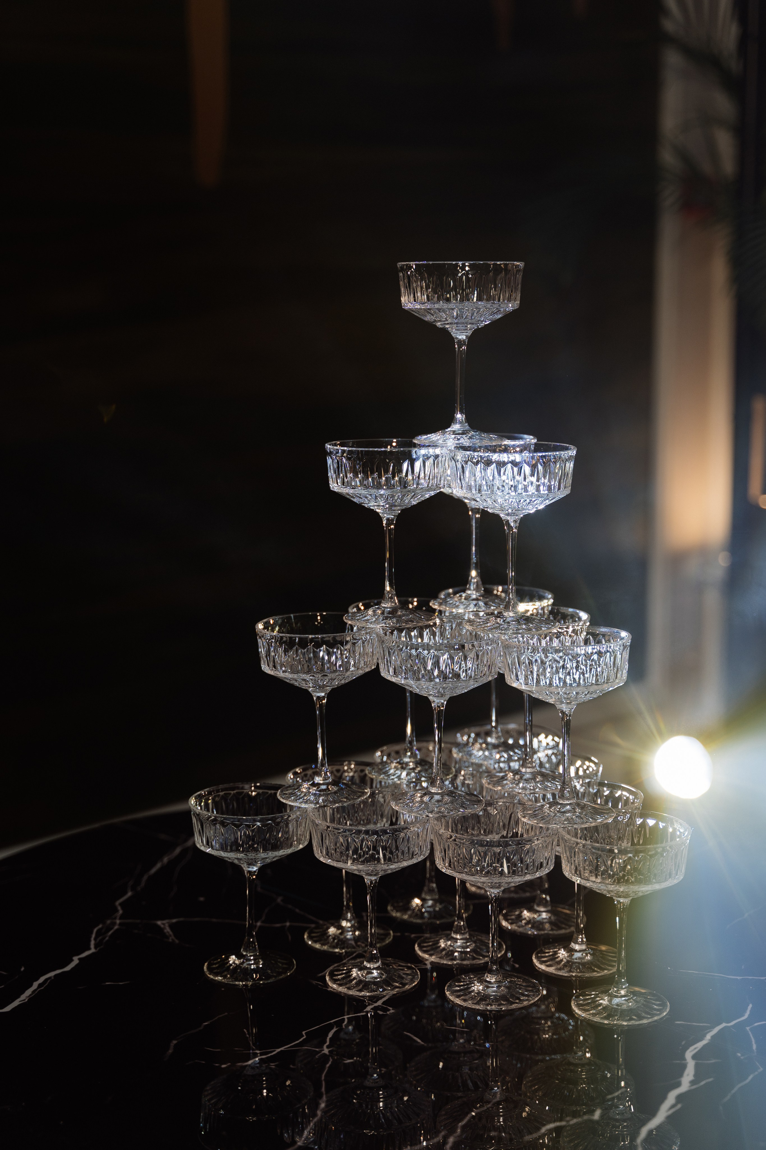 Свадьба на крыше Петербурга. Свадебный фотограф организатор в Санкт-Петербурге Ассоль Опарина