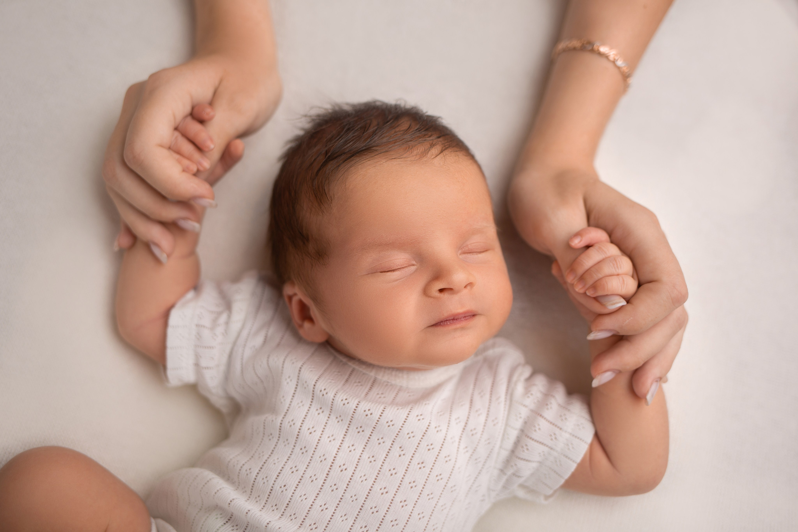 Ньюборн мальчики. Фотограф новорожденных, семейный, детский фотограф в Москве и Московской области