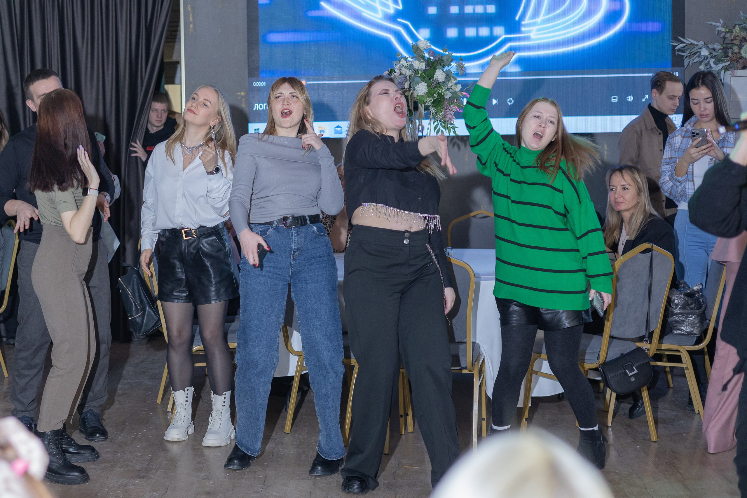 Свадебное чаепитие для молодоженов