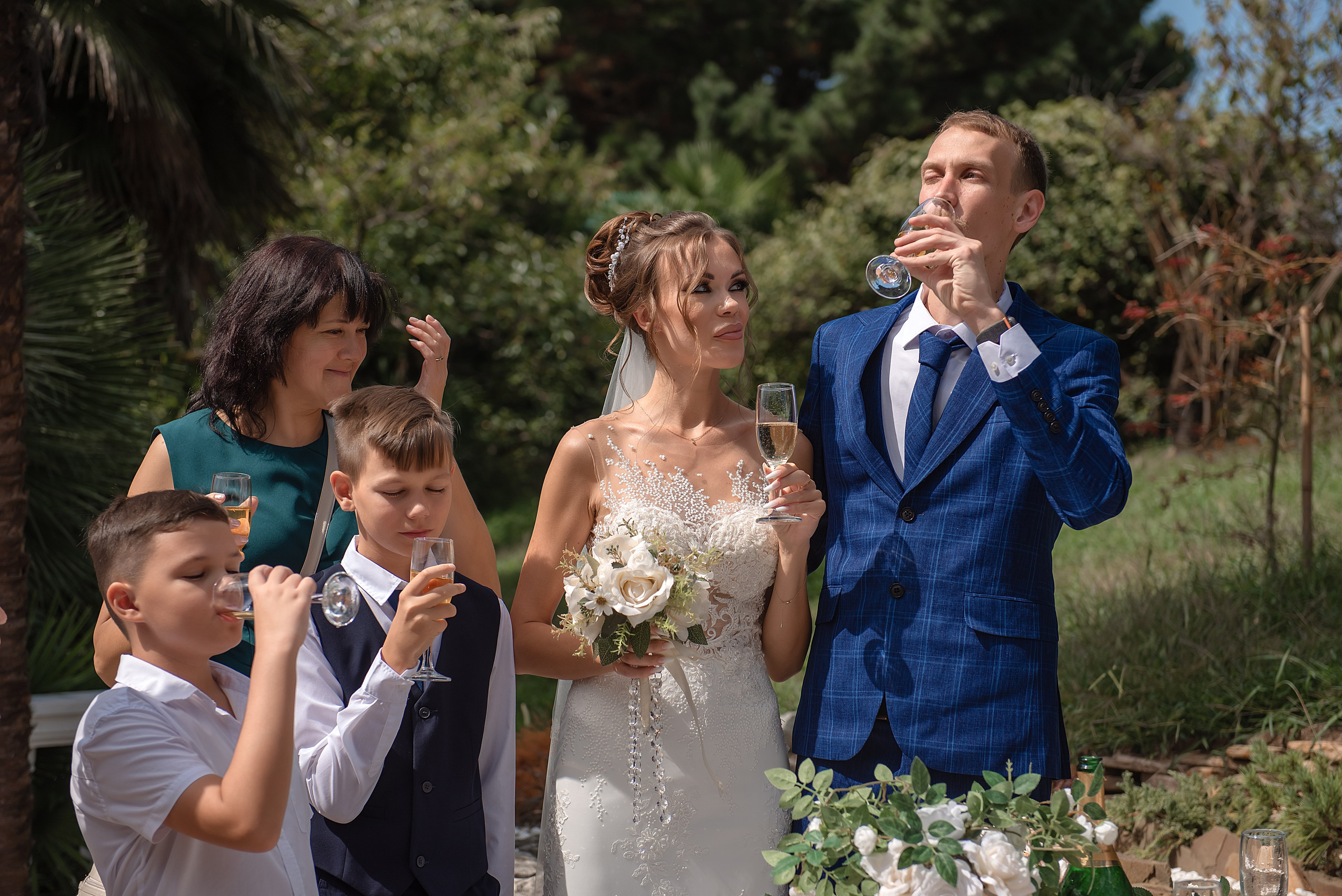 Свадебная съемка парк южных культур Сочи. Семейный и коммерческий фотограф в Сочи Александр Бодунов