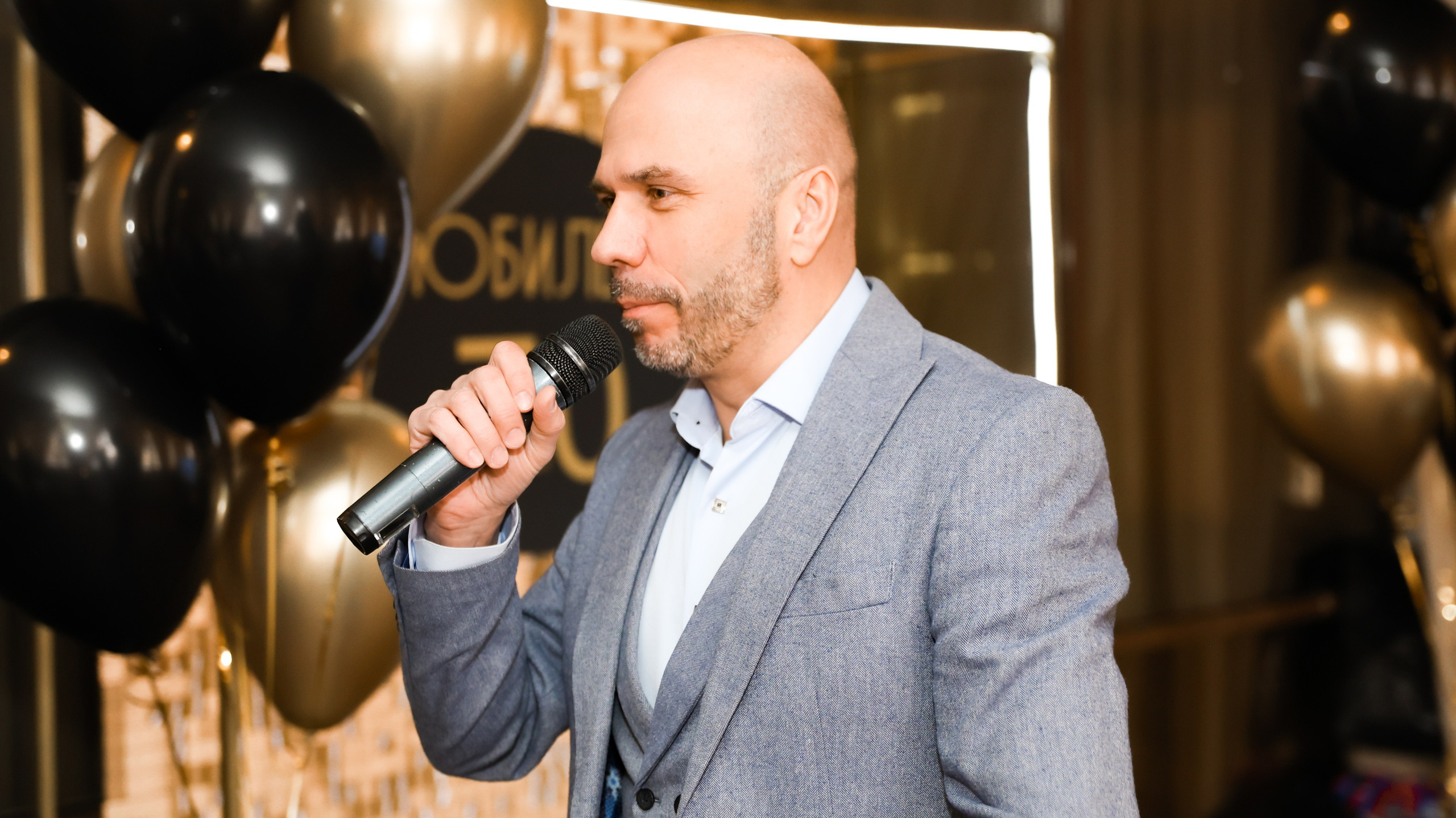 Юбилей. The EVL gallery