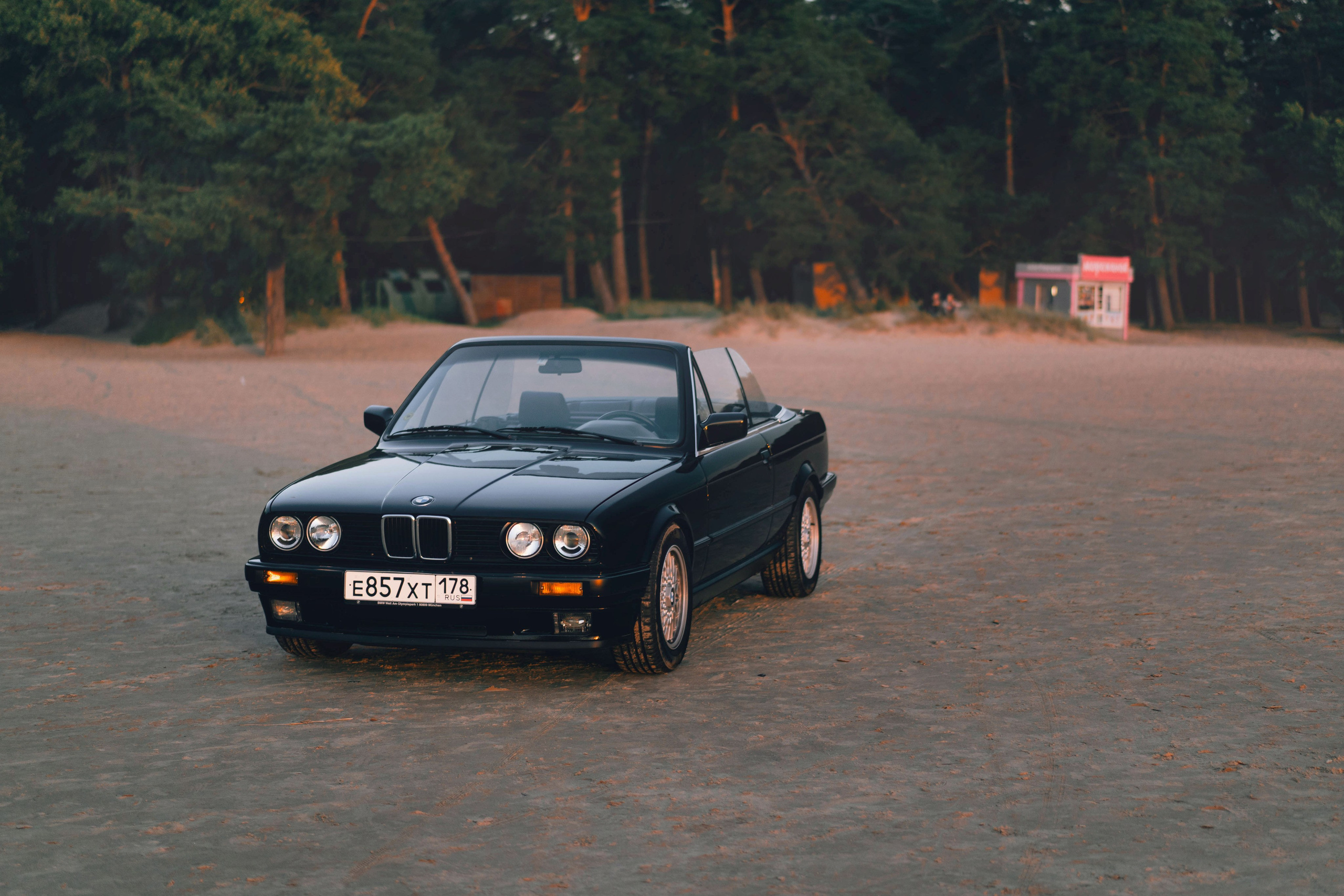 BMW 318i Cabriolet. Автомобильный фотограф Антон Цырулев