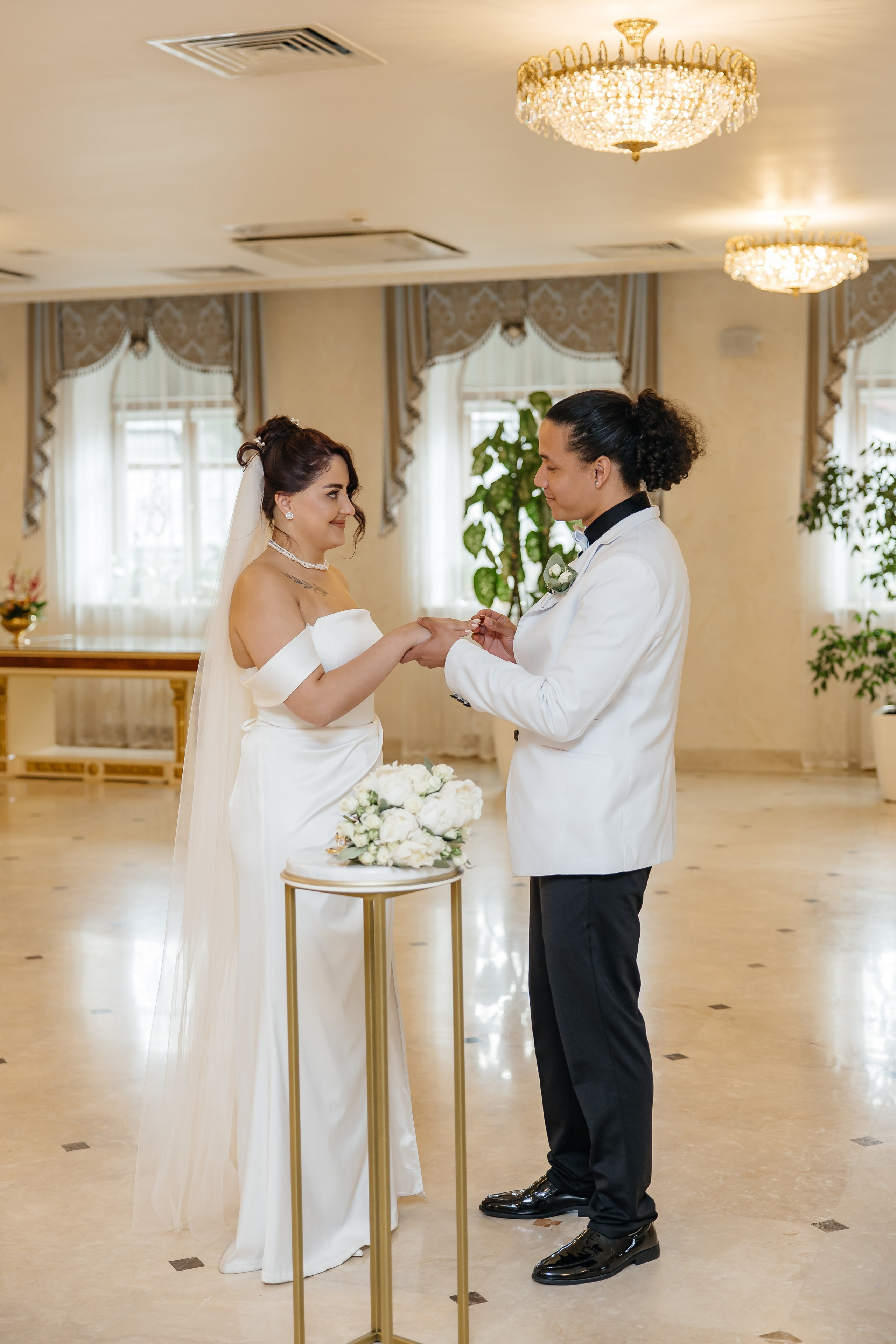 Сборы, прогулка, роспись. Фотограф, видеограф на свадьбу в Москве Никита Назаров