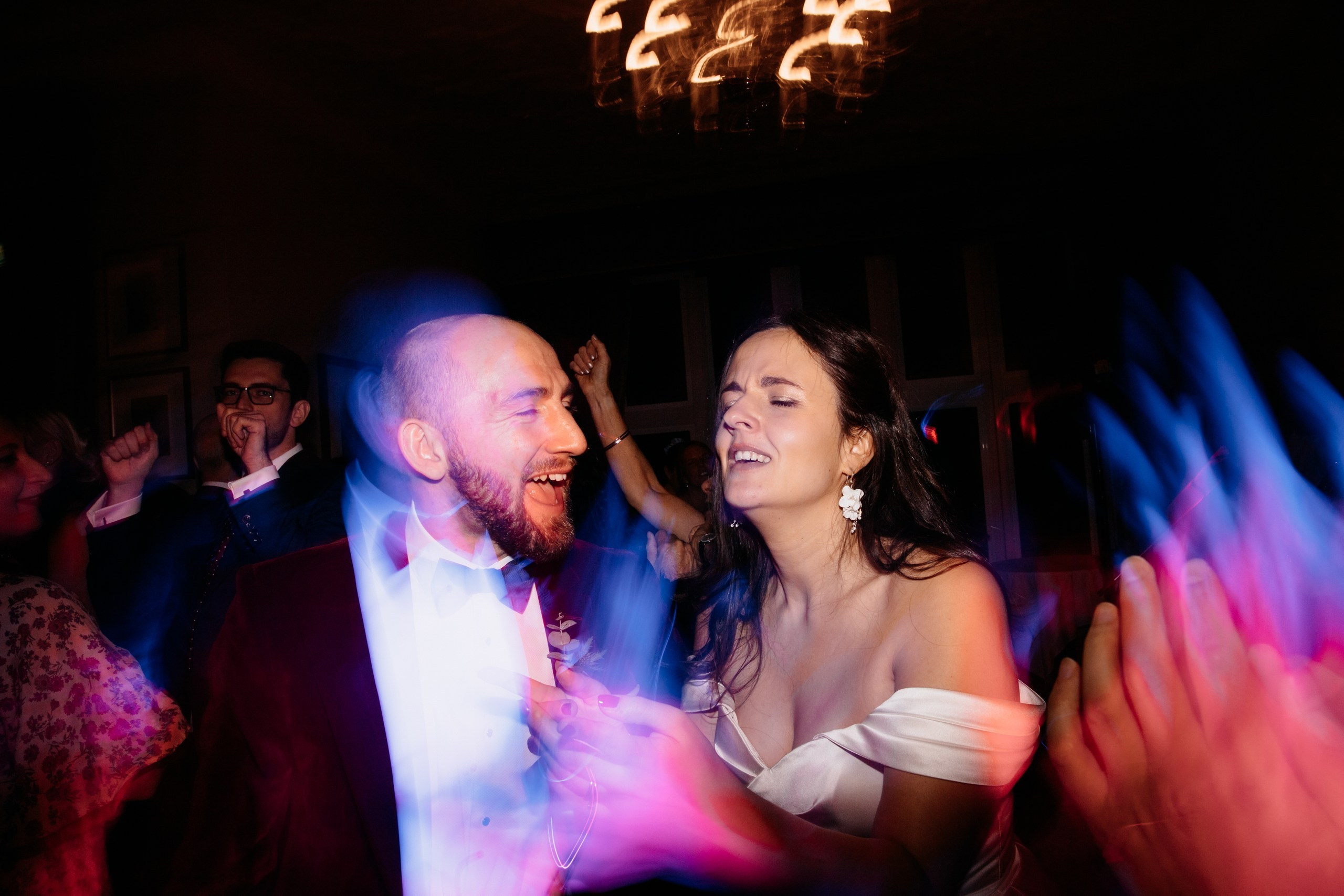 Hartsfield Manor Wedding. Moments Catchers — Wedding Photography & Video Duo in London