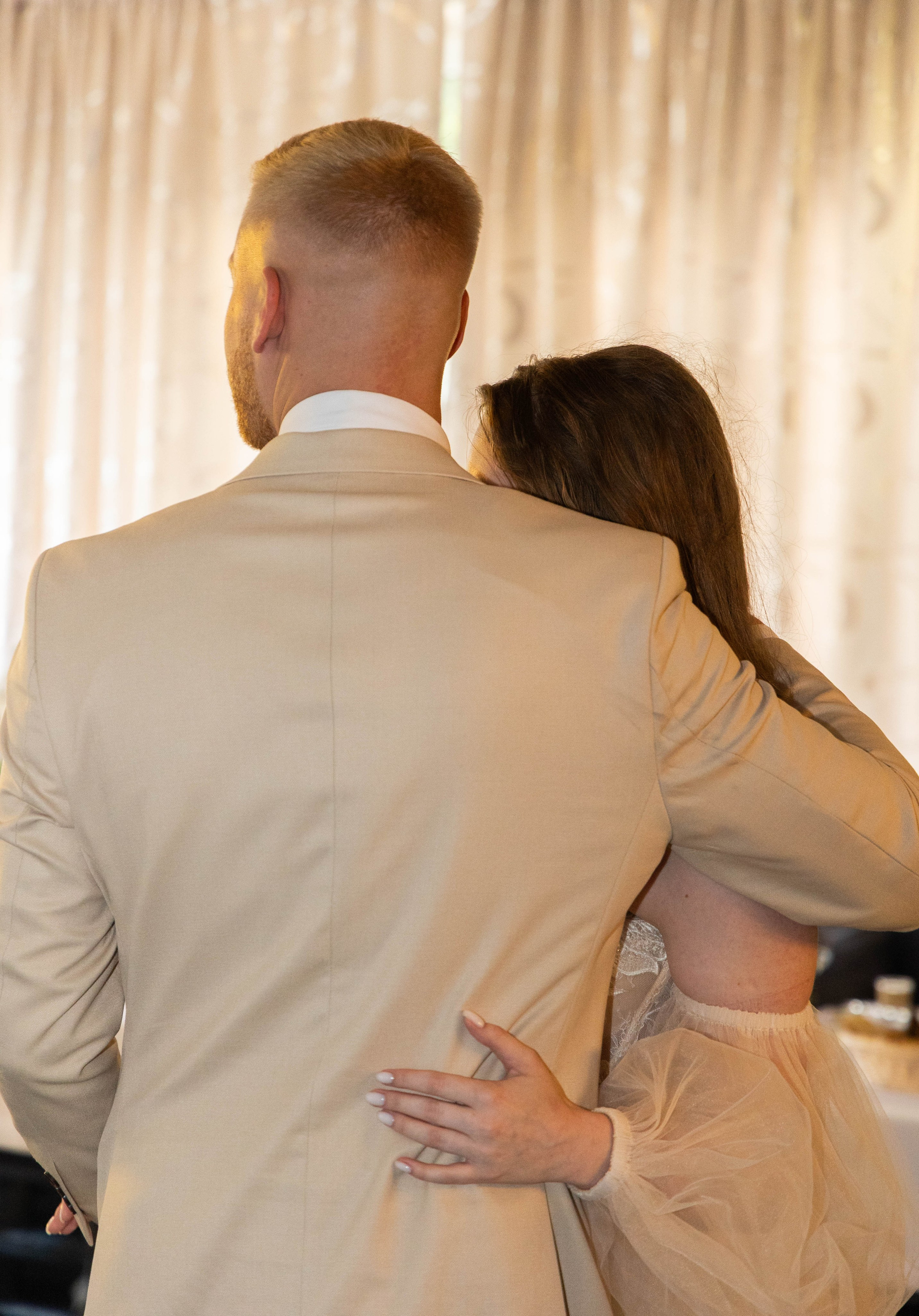 Свадебная фотосессия свадебный фотограф Татьяна Марсуверских свадебная фотопрогулка Москва Жуковский. Фотограф для маркетплейсов, фотоуслуги в Жуковском Татьяна Марсуверских