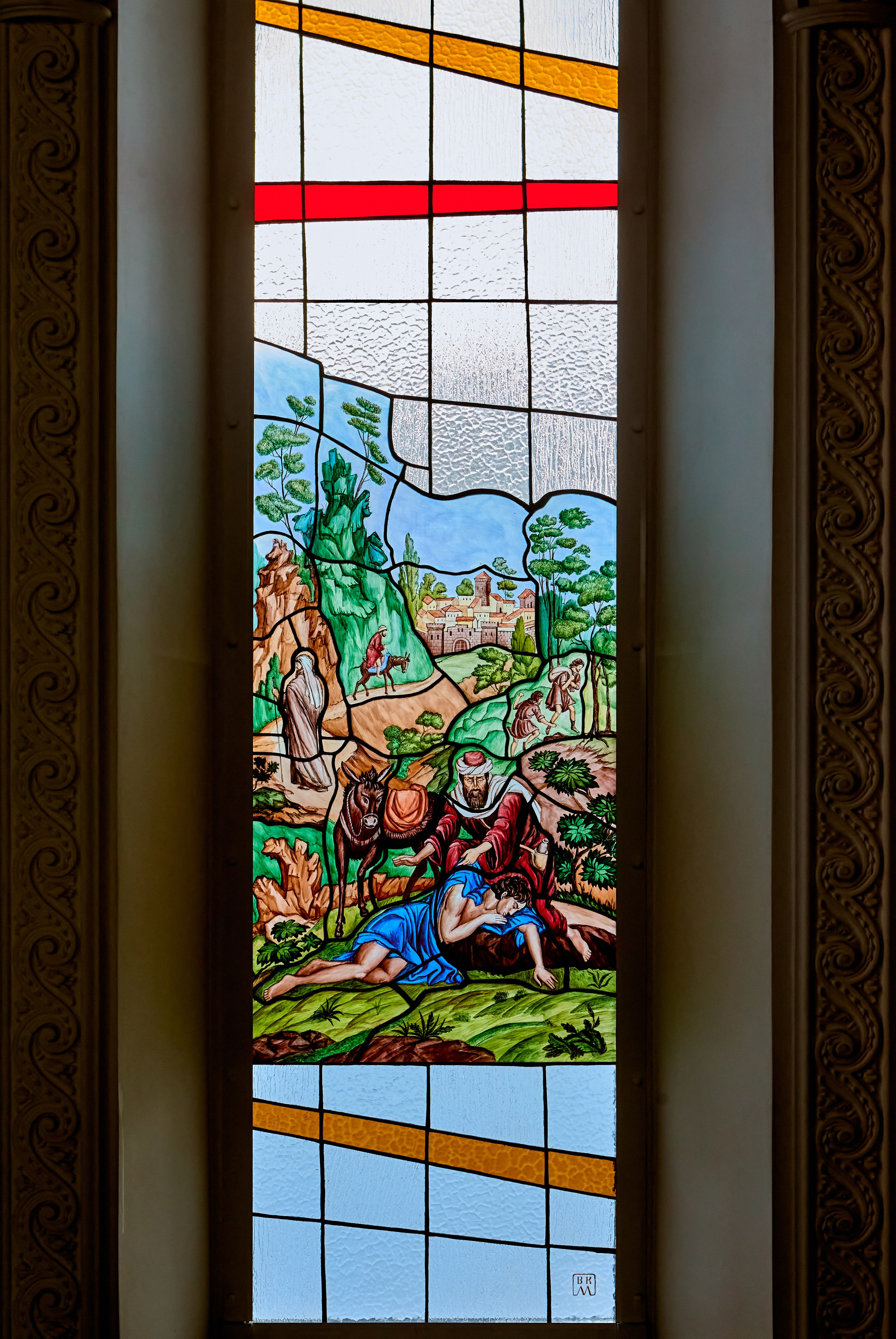 Фотографии Витражей в храме пророка Божия Илии