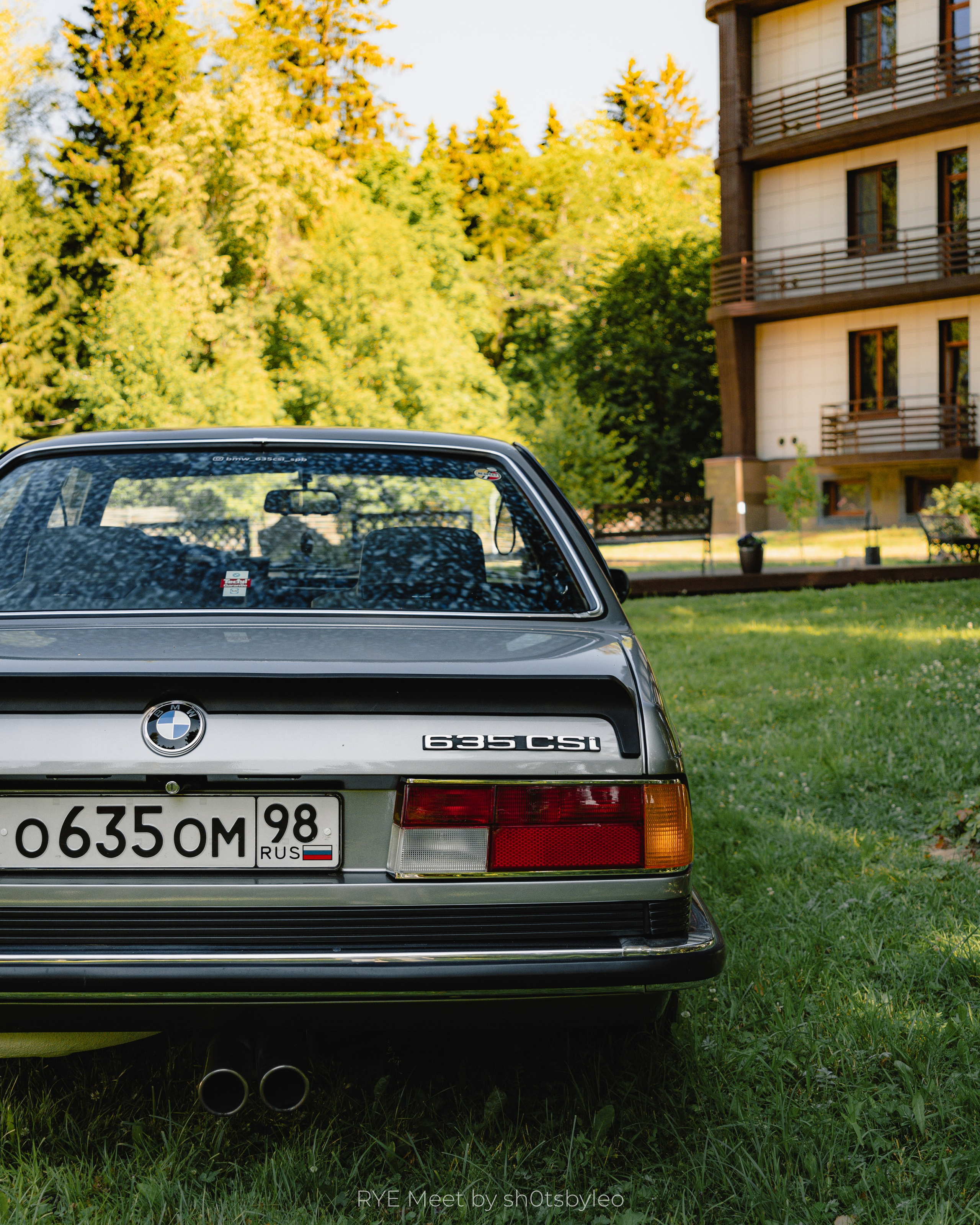 Масштабный летний фестиваль RYE Meet — встреча клуба любителей автомобилей старше 25-лет. Автомобильный фотограф Антон Цырулев