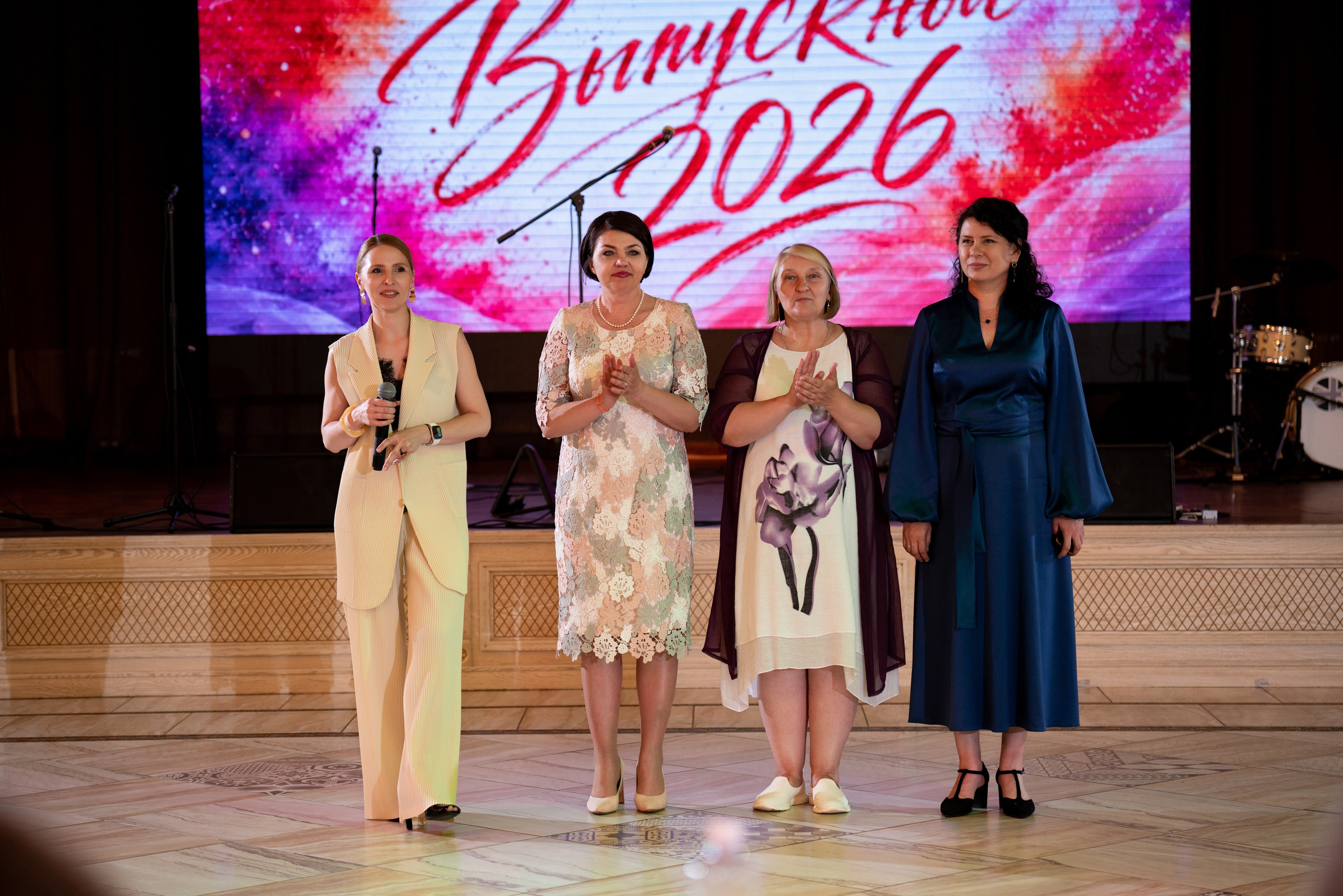 ВЫПУСКНОЙ В ПАРК-ОТЕЛЕ «БЕРЕЗКА». Фотограф на любое мероприятие