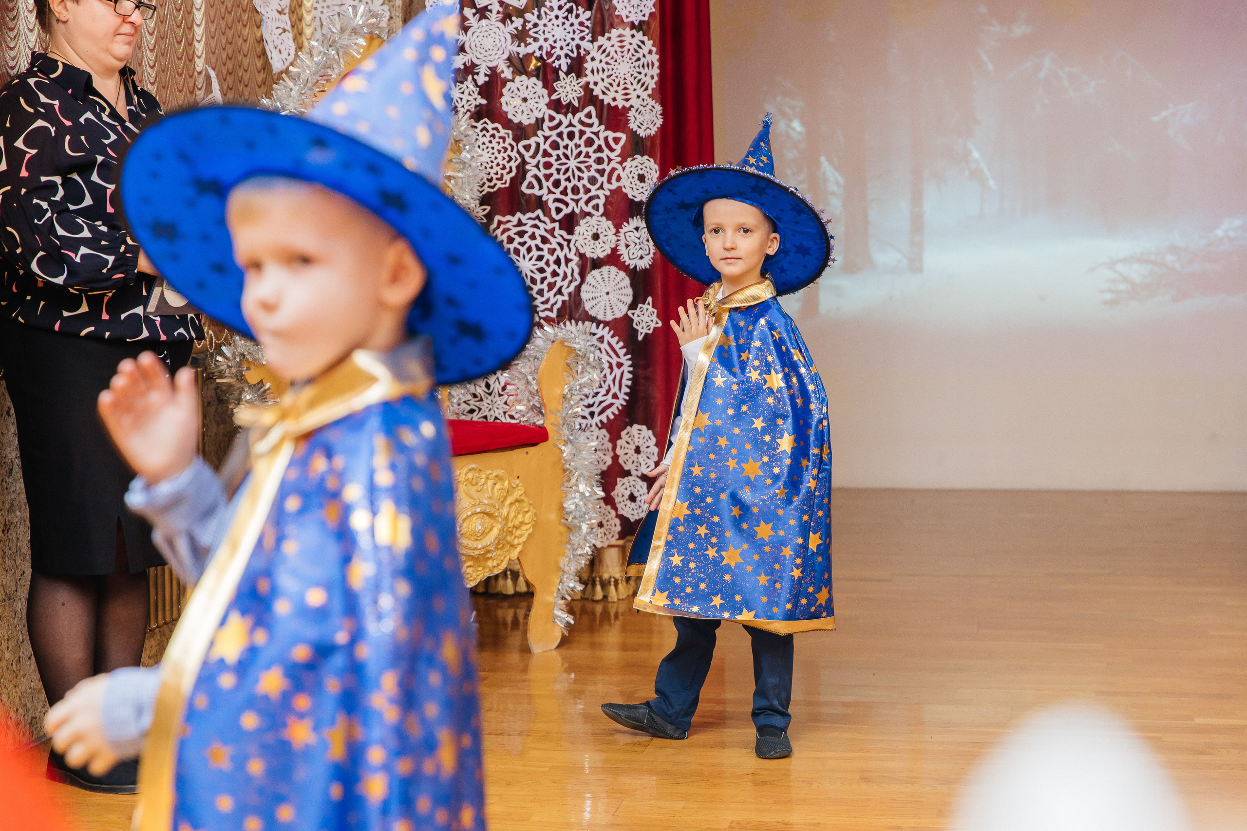 Детский сад № 93 — Утренник (27.12.2024). Свадебный и семейный фотограф Крамар Наталья