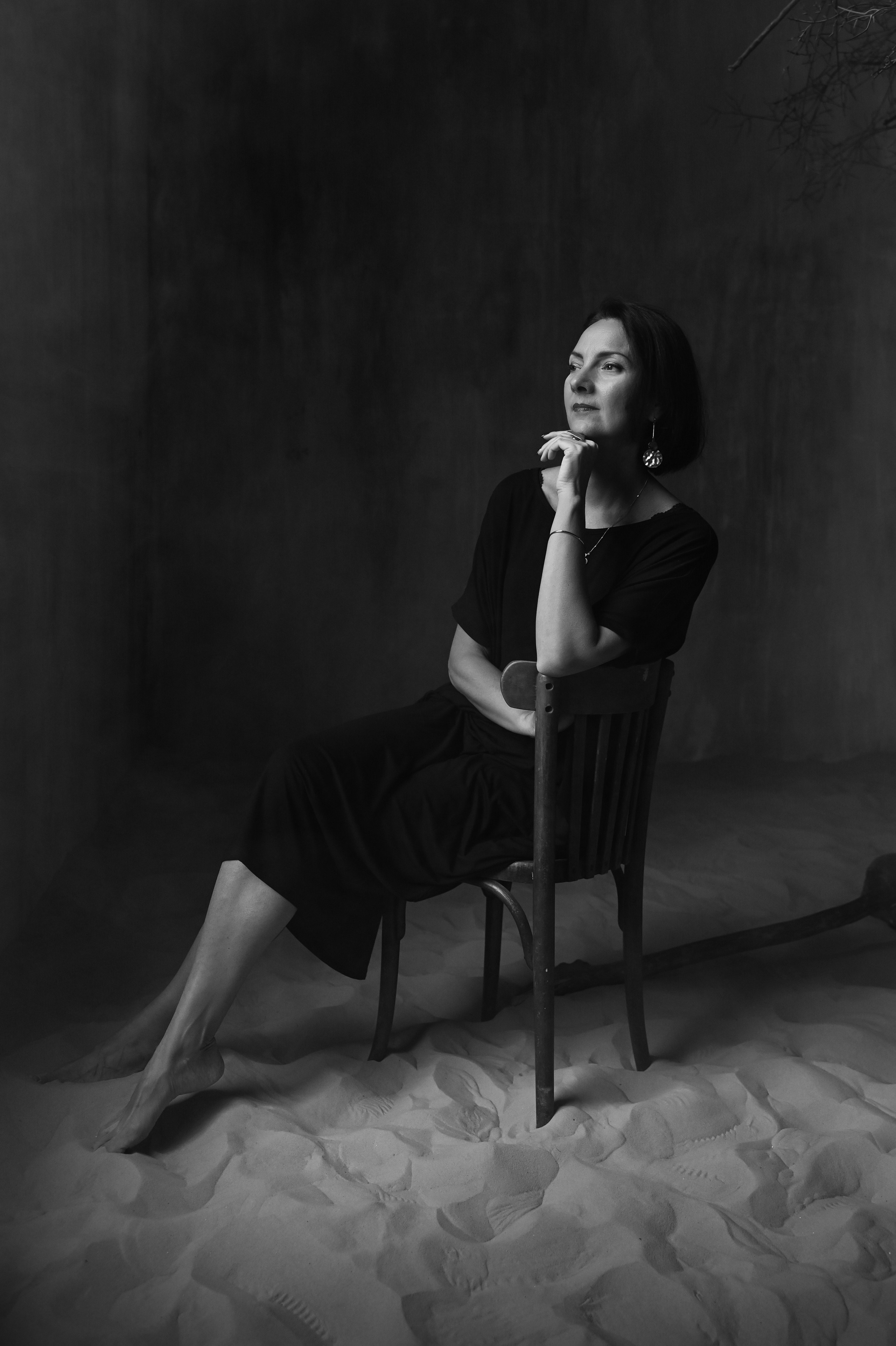 Женская фотосессия в студии с песком. Портретный фотограф в Москве Казьмина Олеся