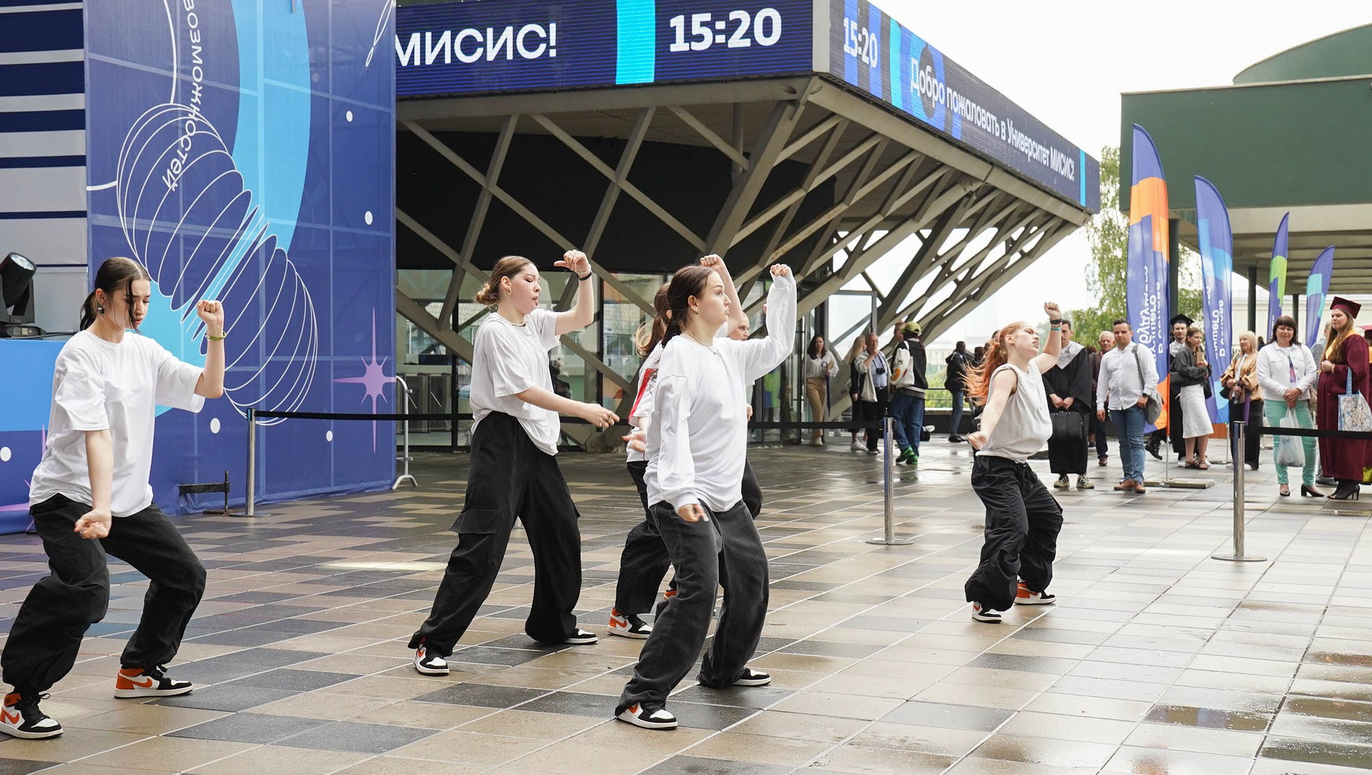 Выпускной «Мир МИСИС». Фотограф, оператор-монтажер, продюсер медиа проектов в Москве