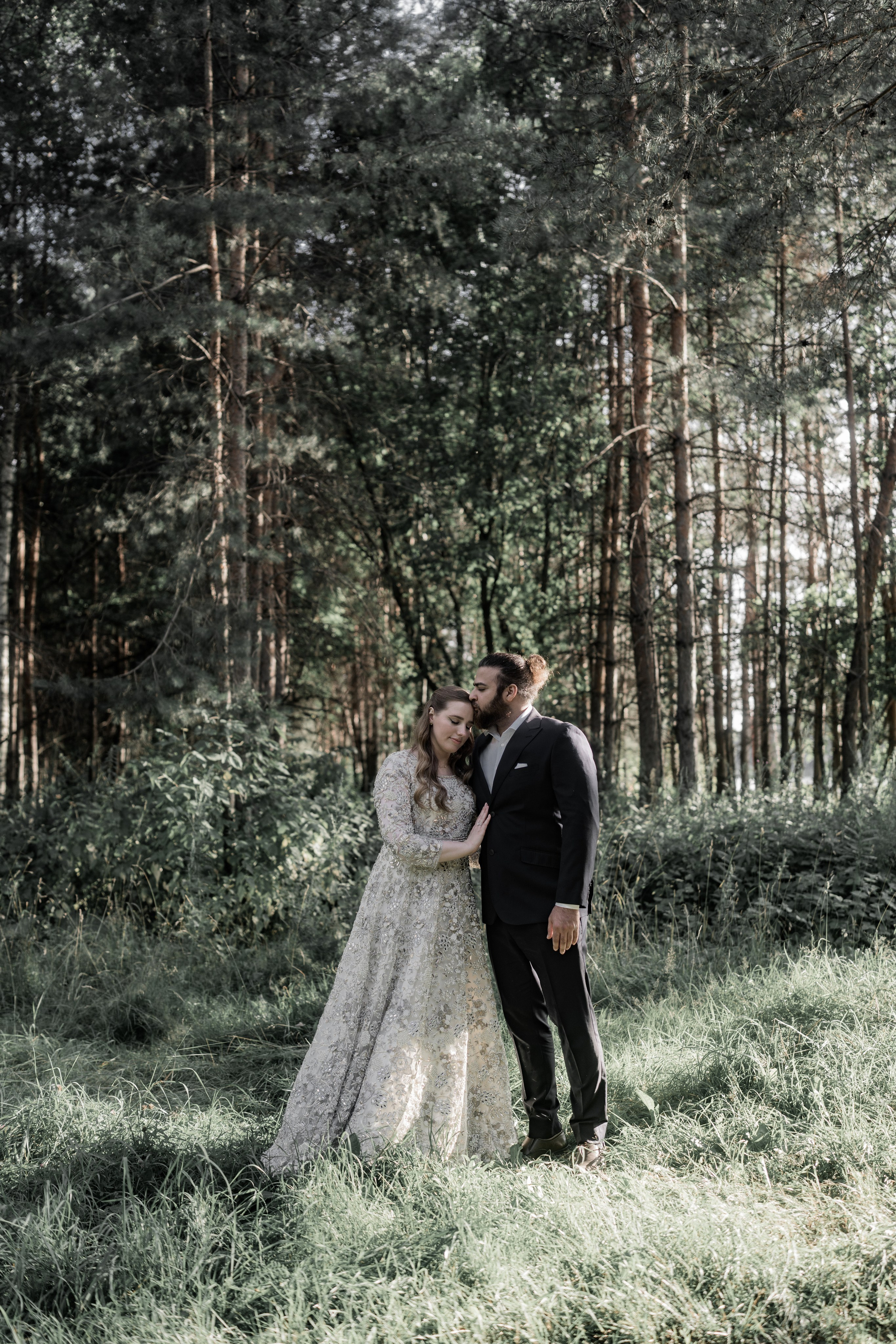 Свадьба Умар и Мила. Прогулка. Свадебный и индивидуальный фотограф Аля Мамакова