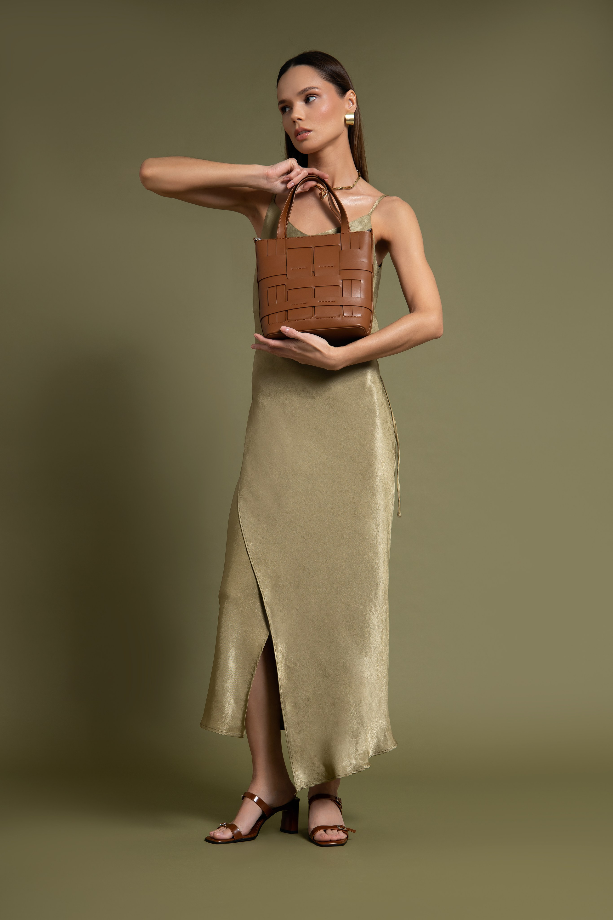 Greenhall. Предметный фотограф Артём Йома