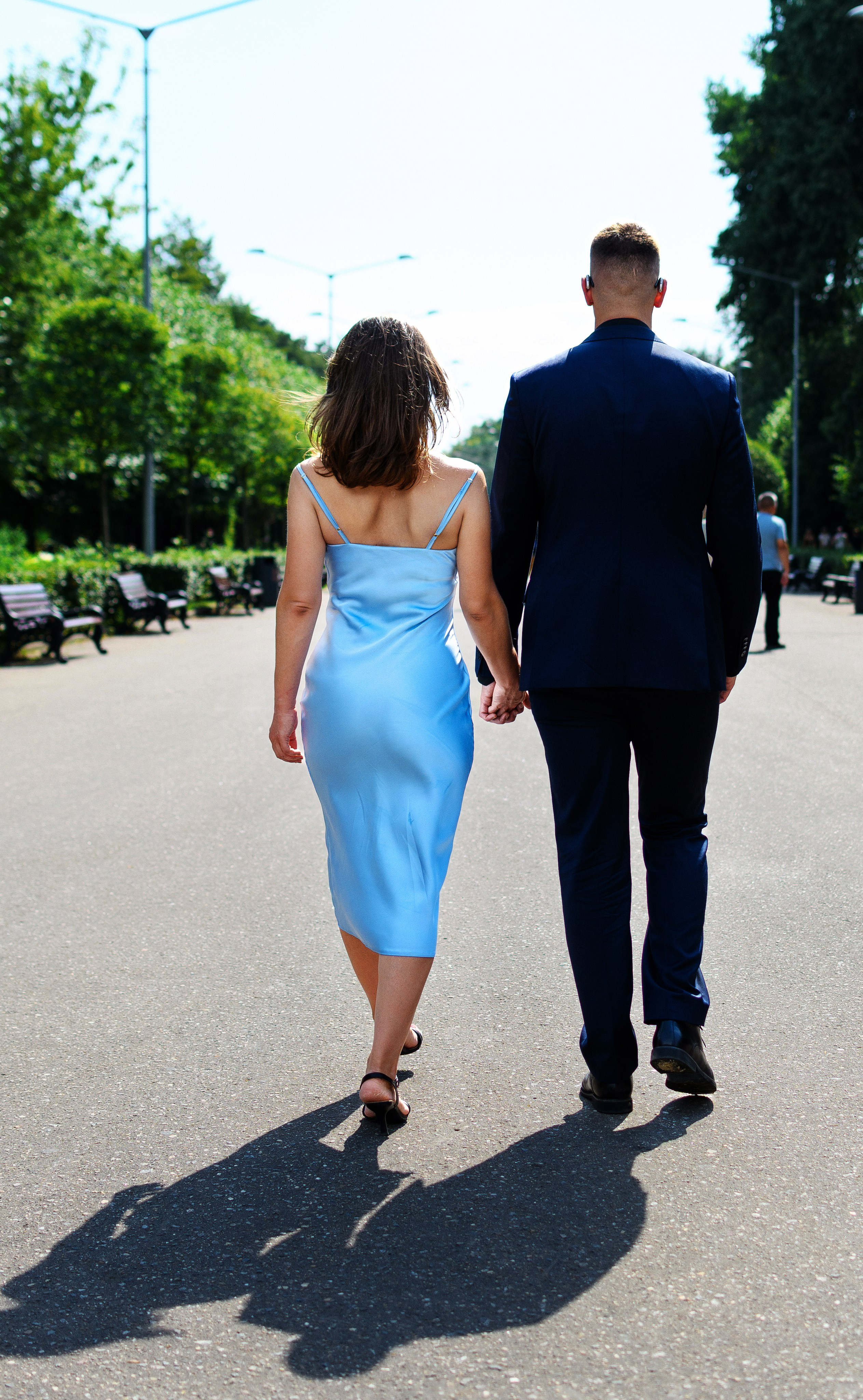 Фото идеи для фотосессии девушки и парня на улице в Москве