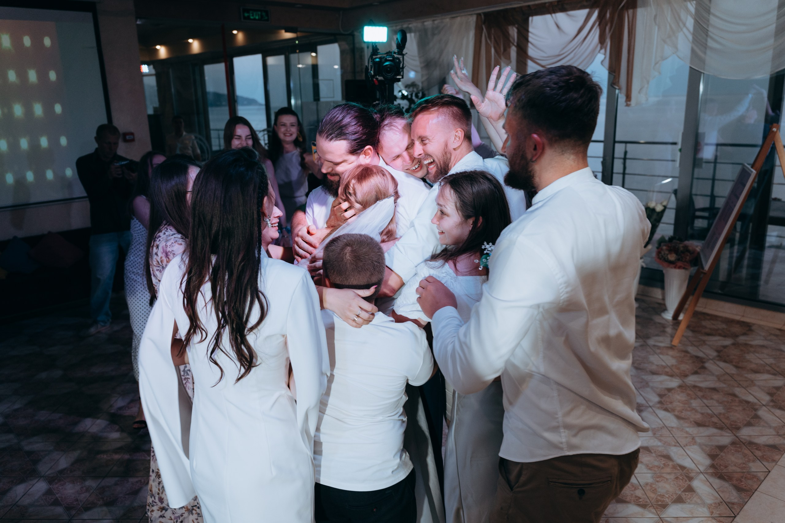 Свадебная фотосессия в Ялте. Портретный свадебный фотограф Крым | Евгения Щитенко