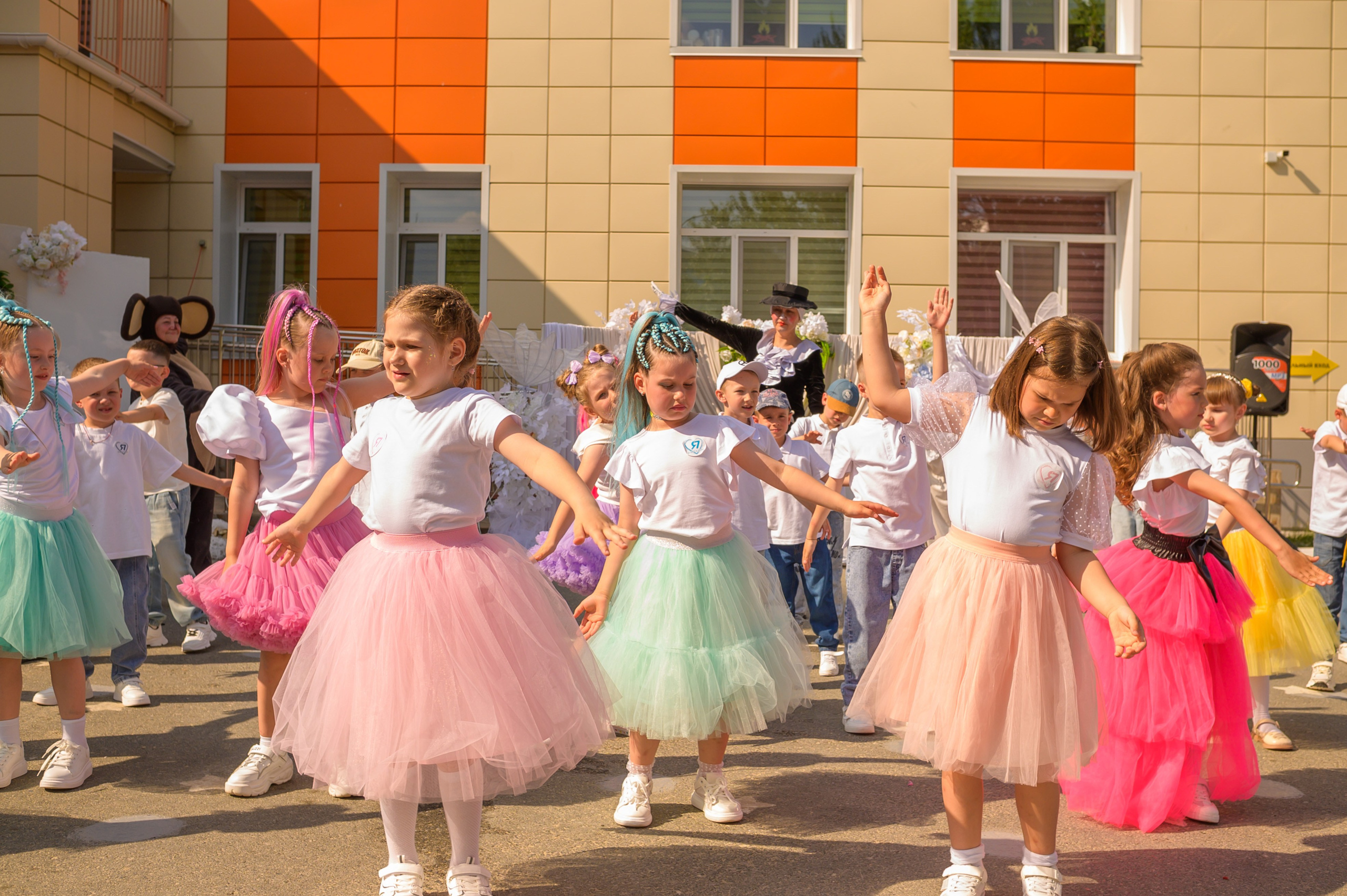 Репортаж выпускного группа «Фантазёры» 3 садик. Фотограф новорожденных, семейный детский в Тюмени Татьяна Морозова