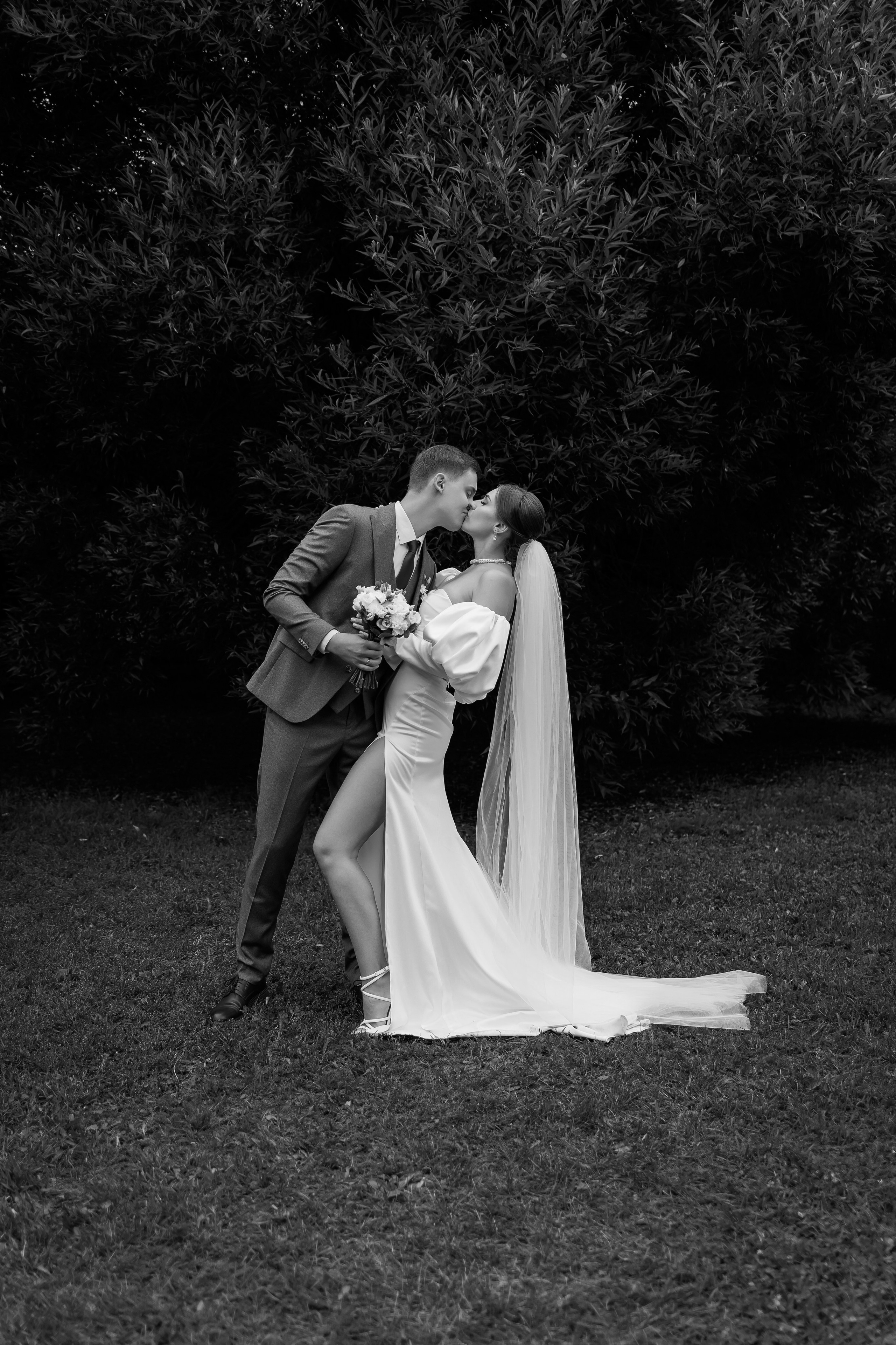 Ирина и Егор. Свадебный фотограф в Омске Яна Савина